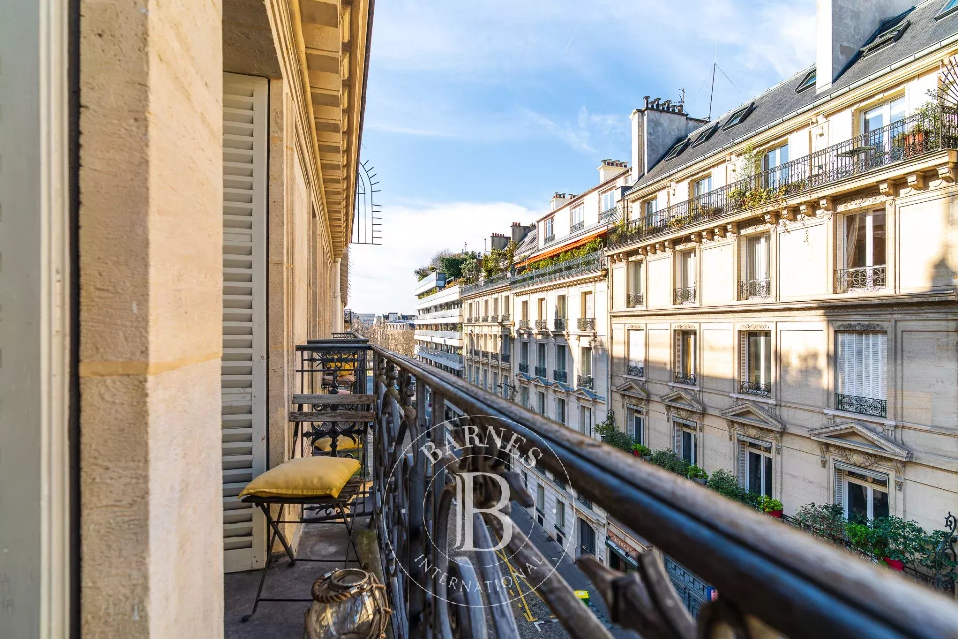 Paris  - Apartment 3 Bedrooms - picture 10