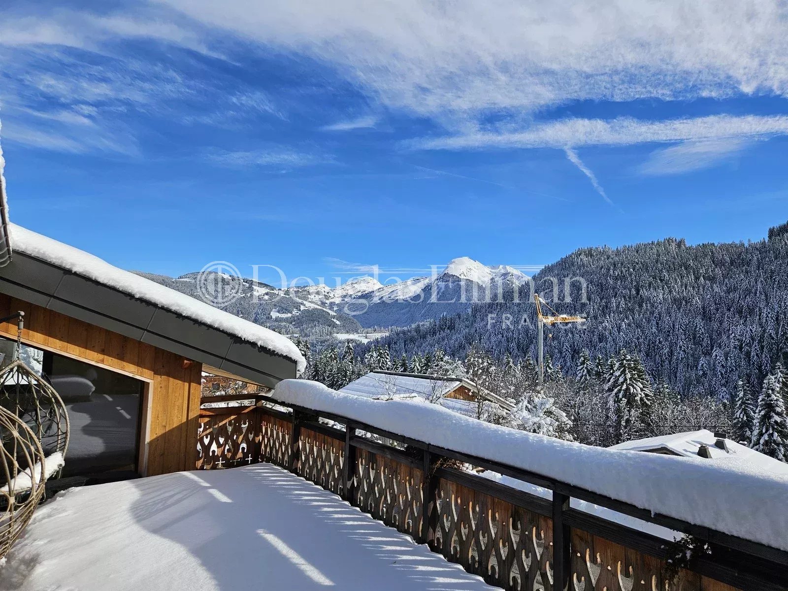 LA CÔTE-D&rsquo;ARBROZ – Magnifique chalet de 7 chambres à La Côte-d&rsquo;Arbroz - Image nᵒ3