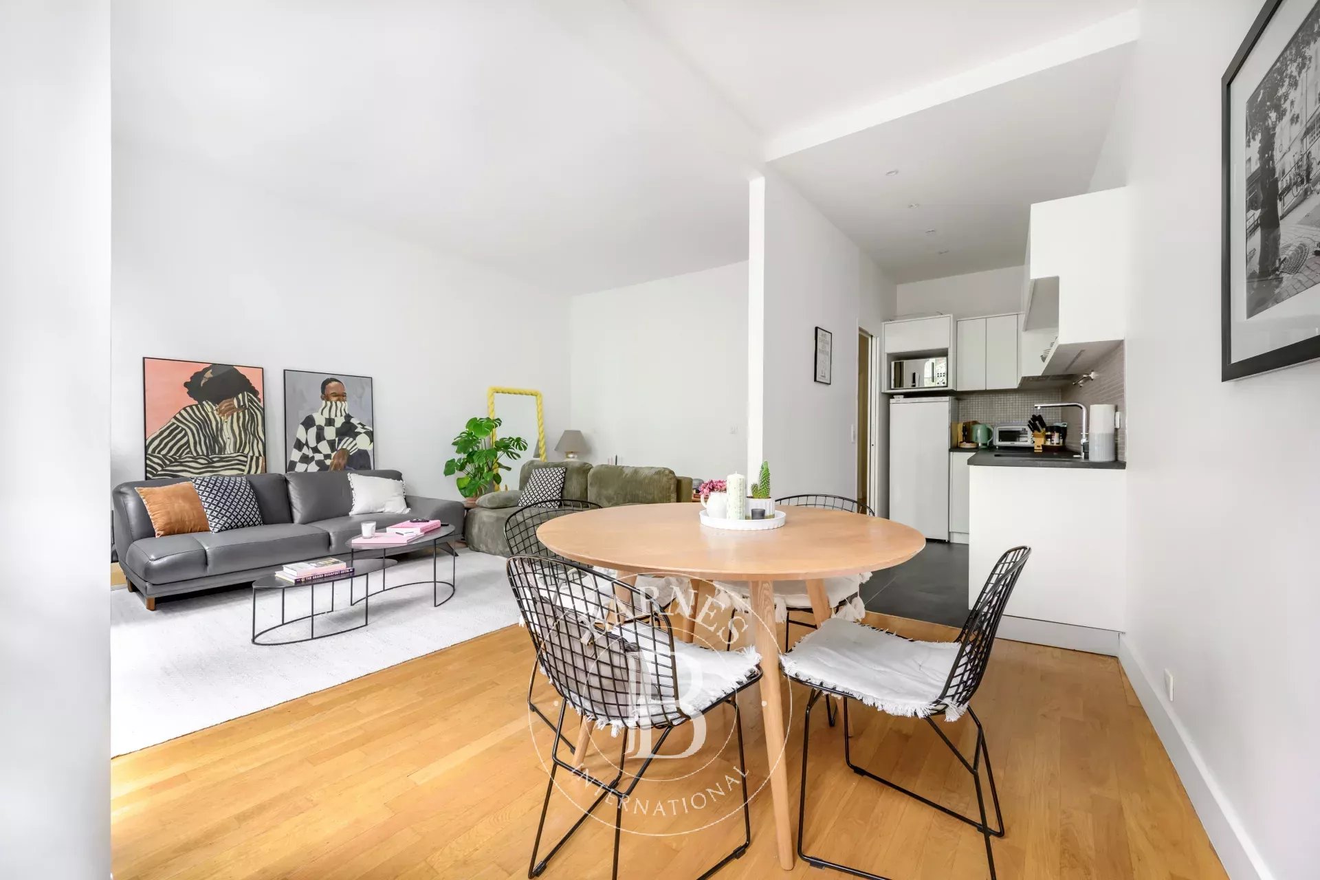 Daire Paris 3ème - picture 6