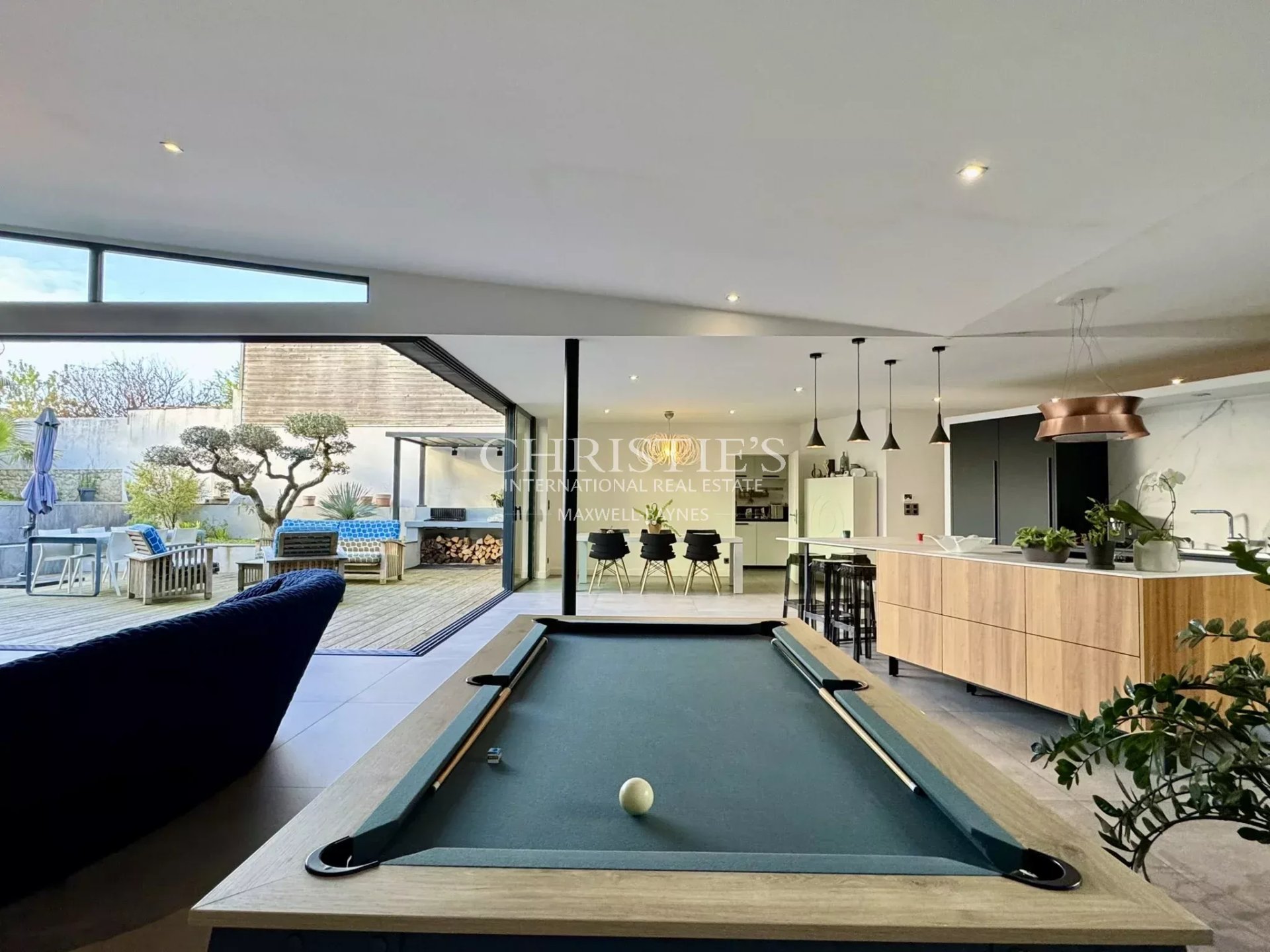 4 Bedroom Villa/Townhouse's Image 7