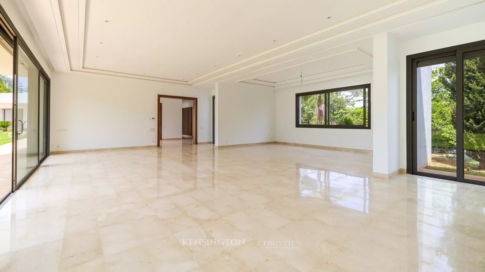 4 Bedroom Villa/Townhouse's Image 14