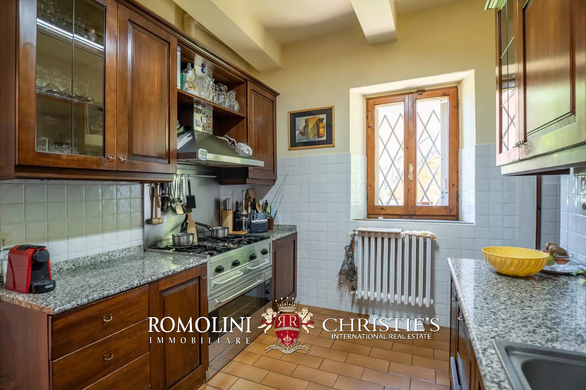 8 Bedroom Villa/Townhouse's Image 82