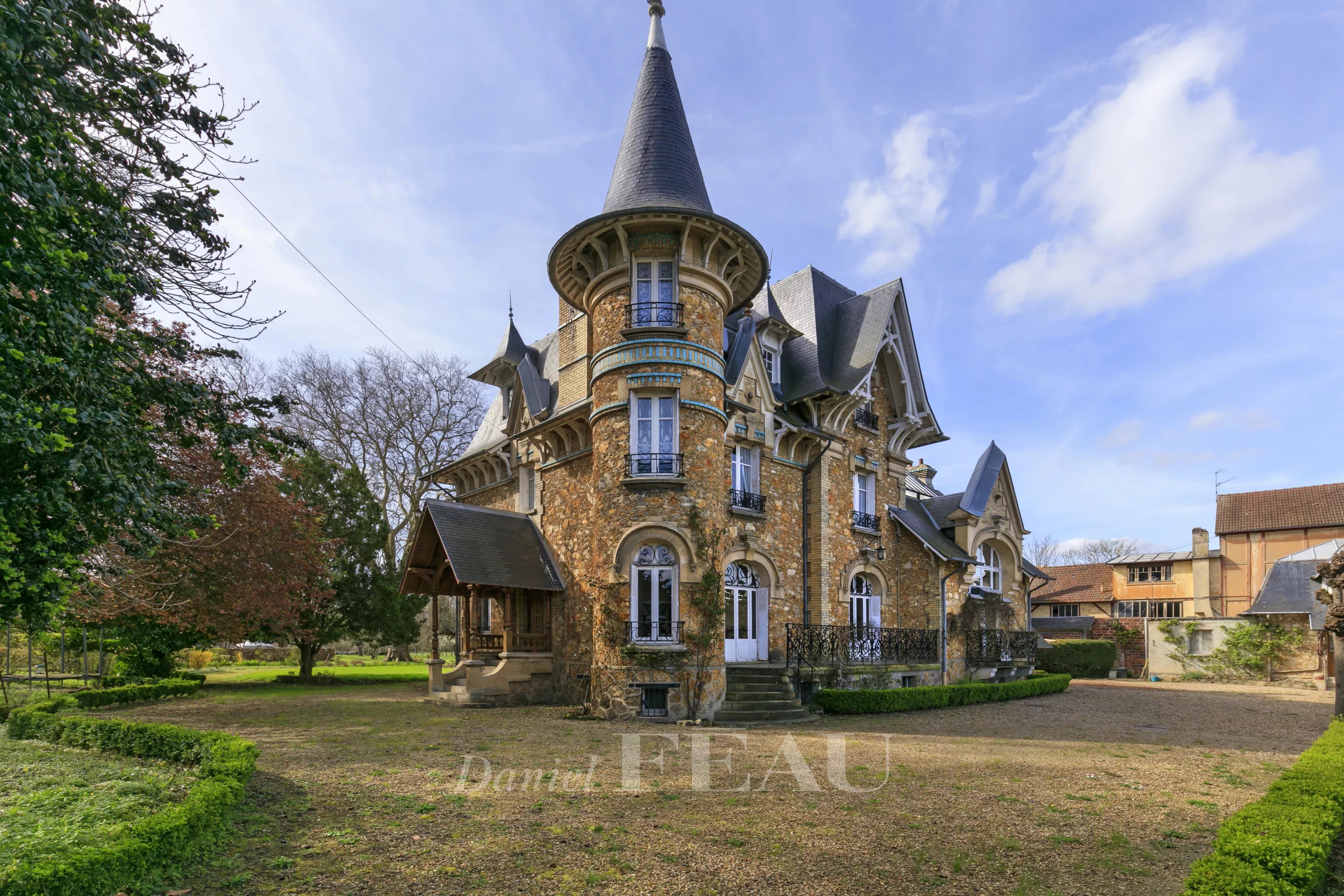 Treil sur Seine – An elegant period property