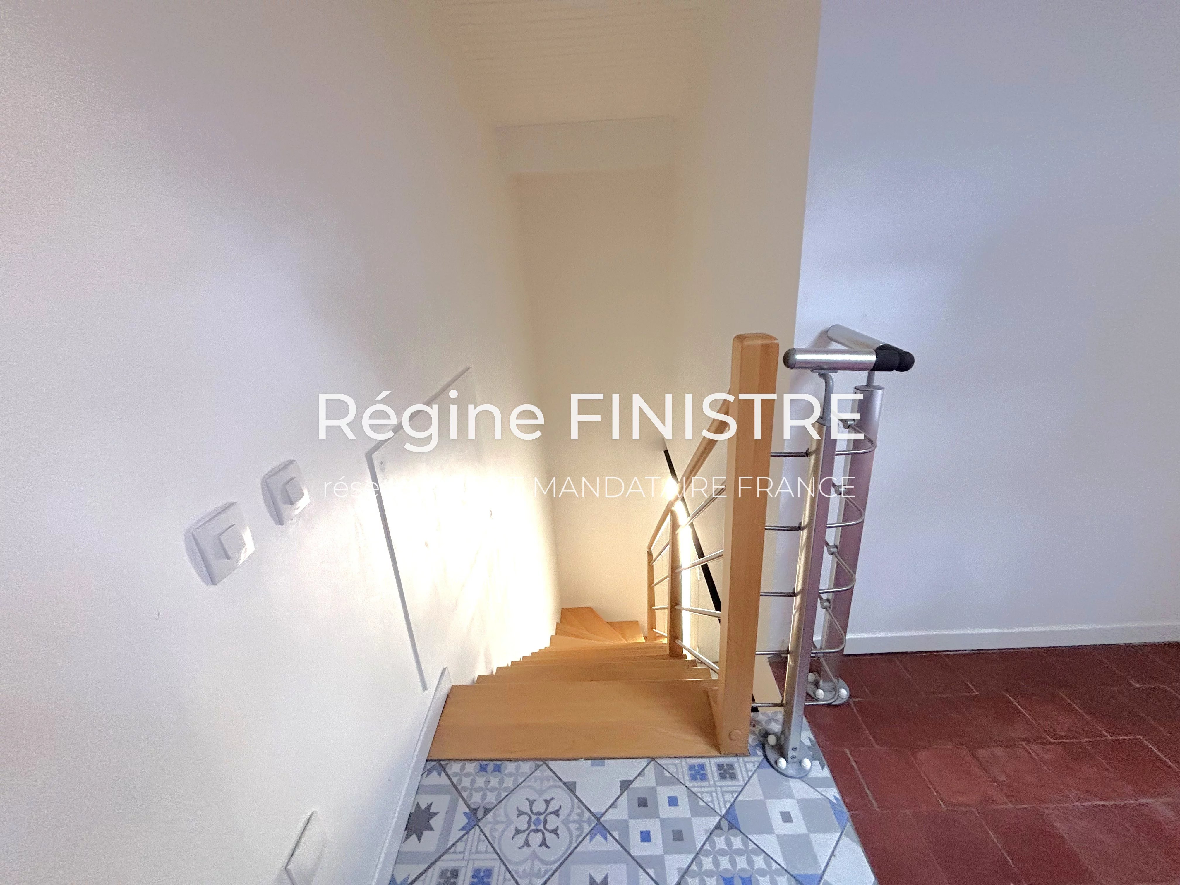 TRANS EN PROVENCE MAISON T6 129 M2 HABITABLE RENOVEE 4 CHAMBRES 2 SALLE D EAU-GARAGES — photo 16