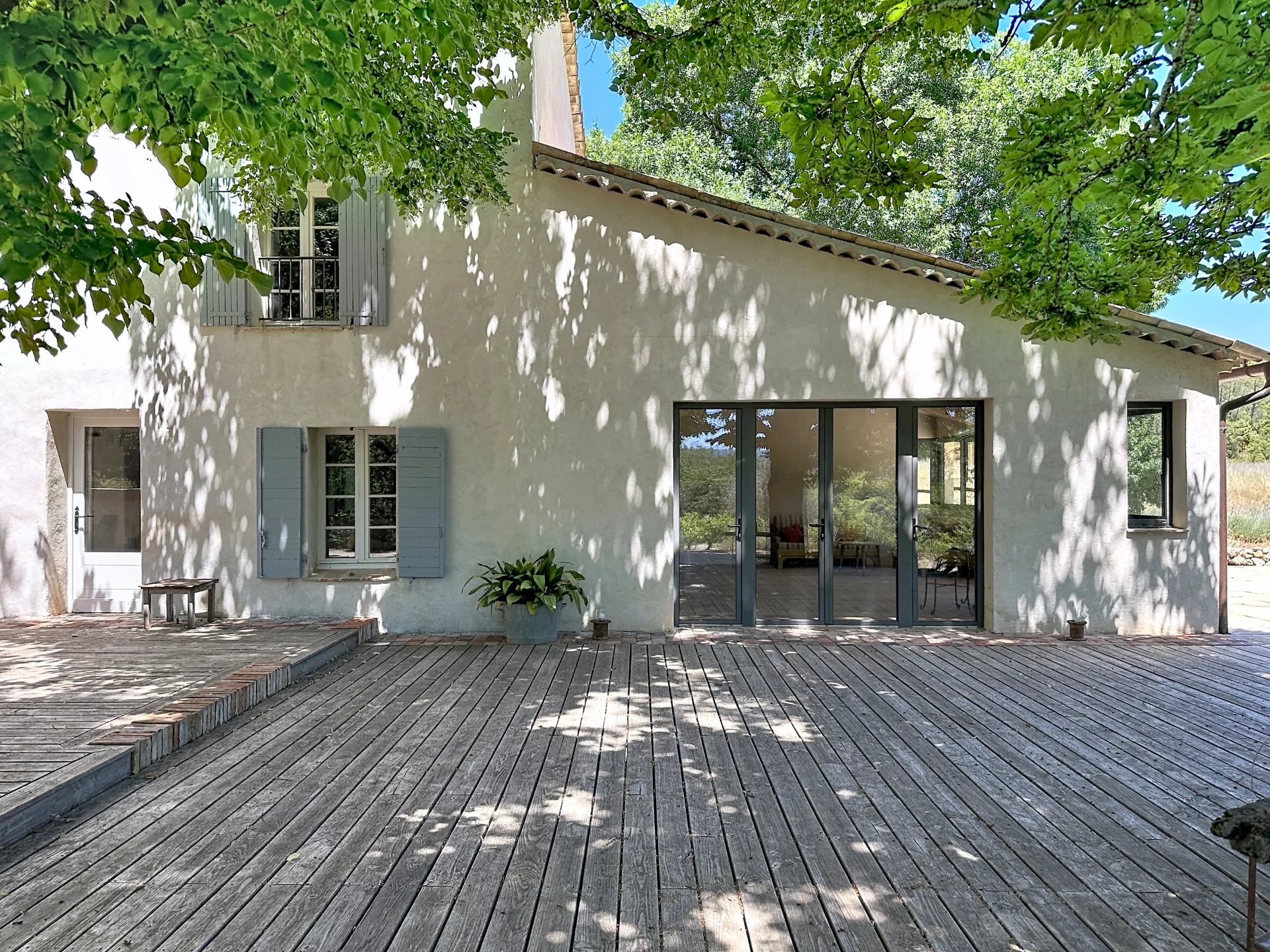 House in Saint-Antonin-du-Var - view 1