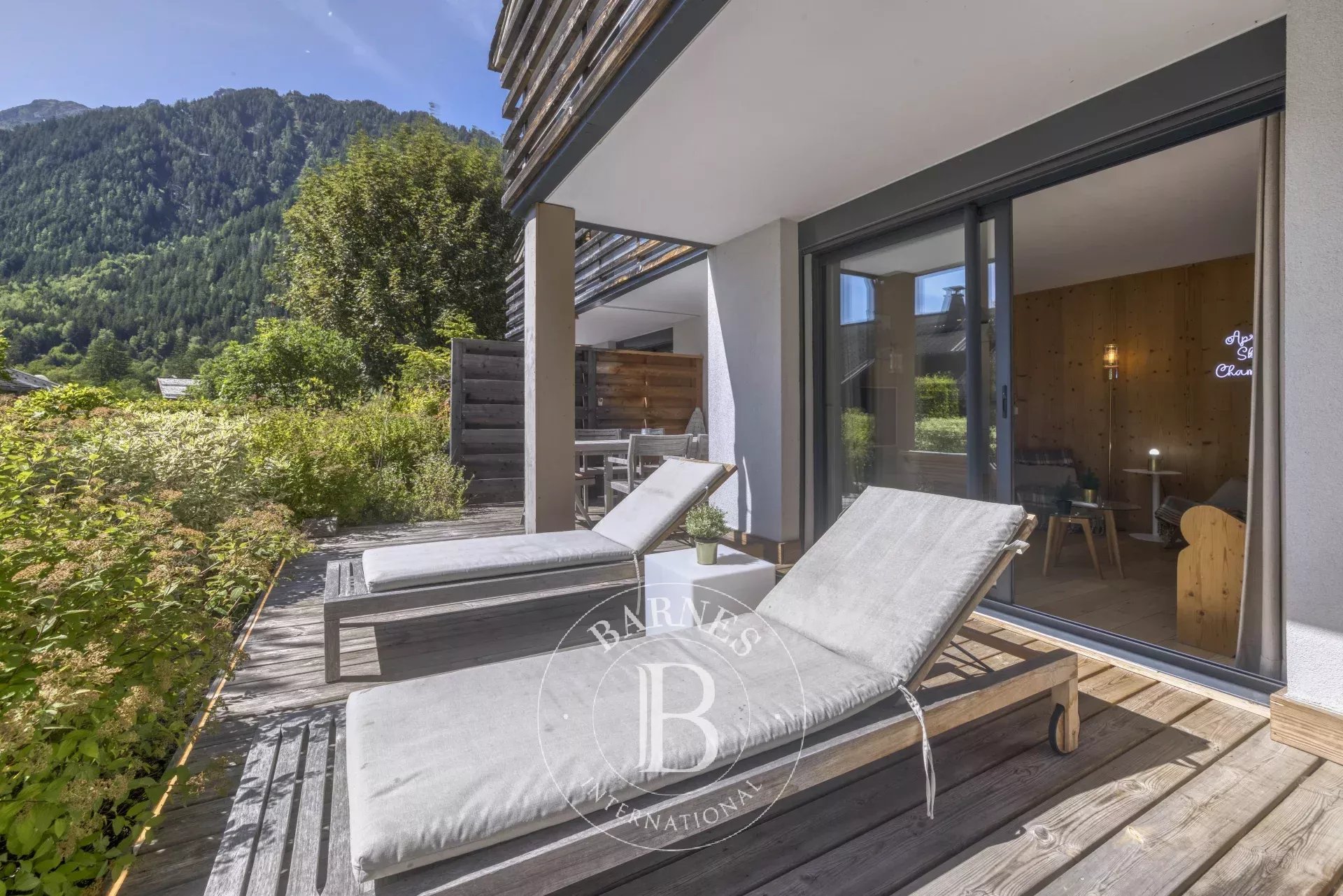 Chamonix-Mont-Blanc  - Appartement 3 Pi&egrave;ces 2 Chambres - picture 2