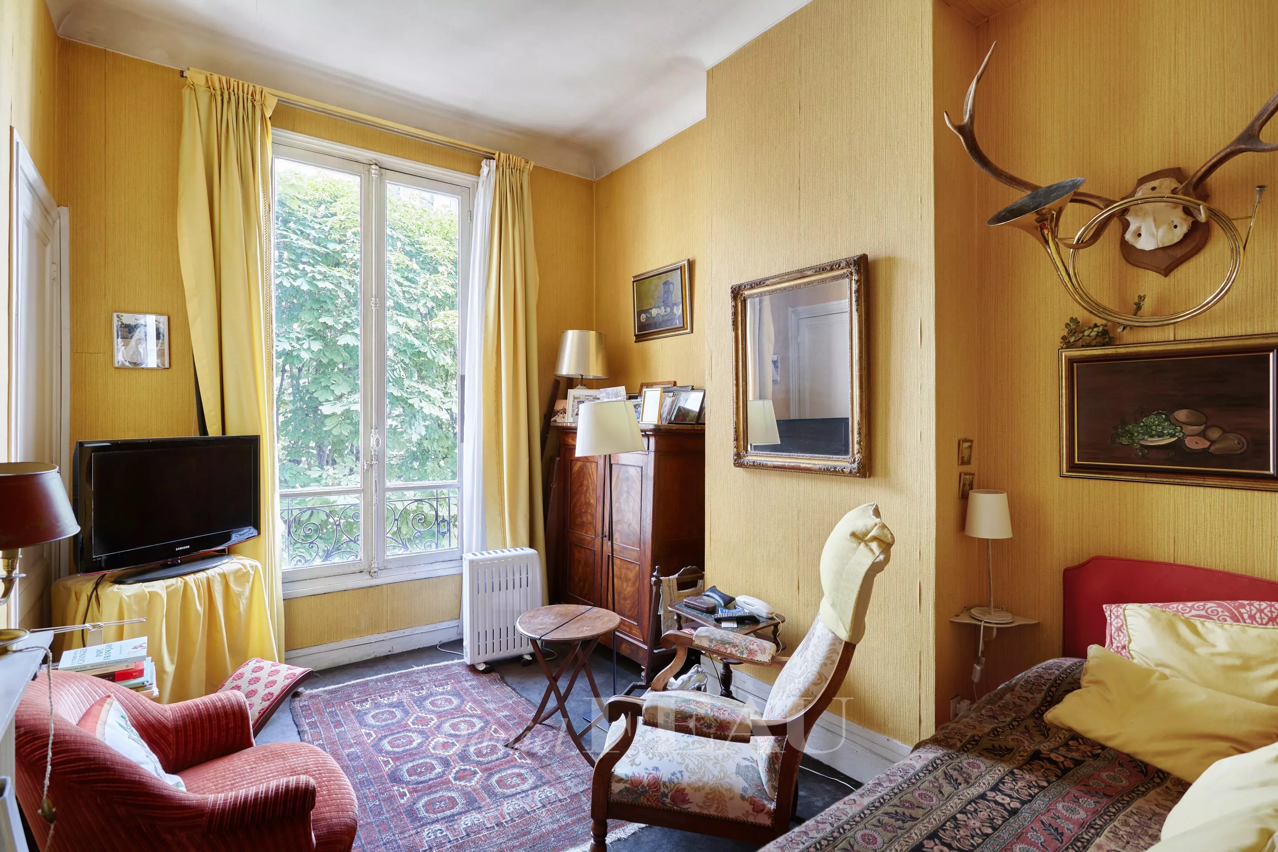 Sale Apartment Paris 17th