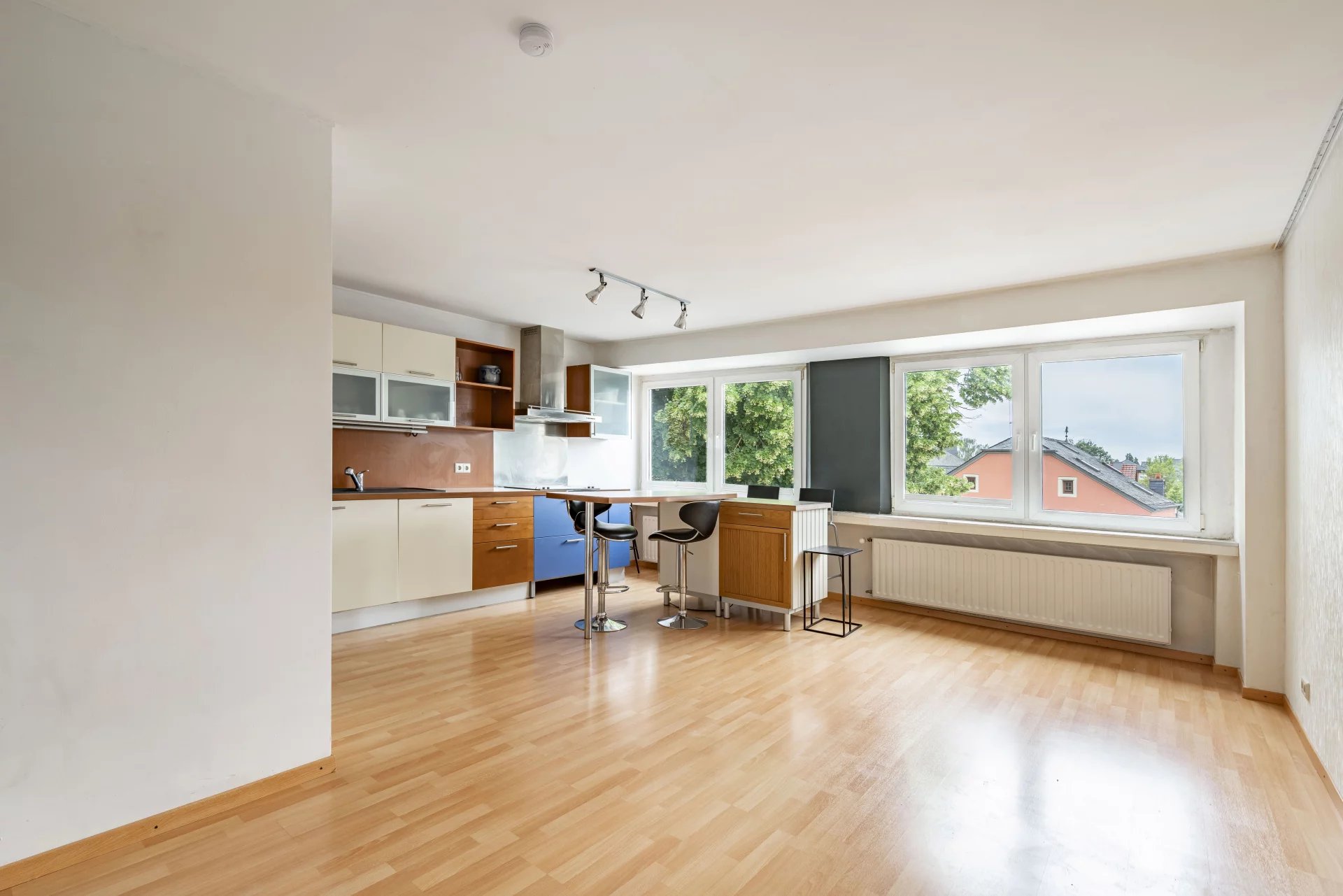 Agence immobilière de EIRES REAL ESTATE SARL