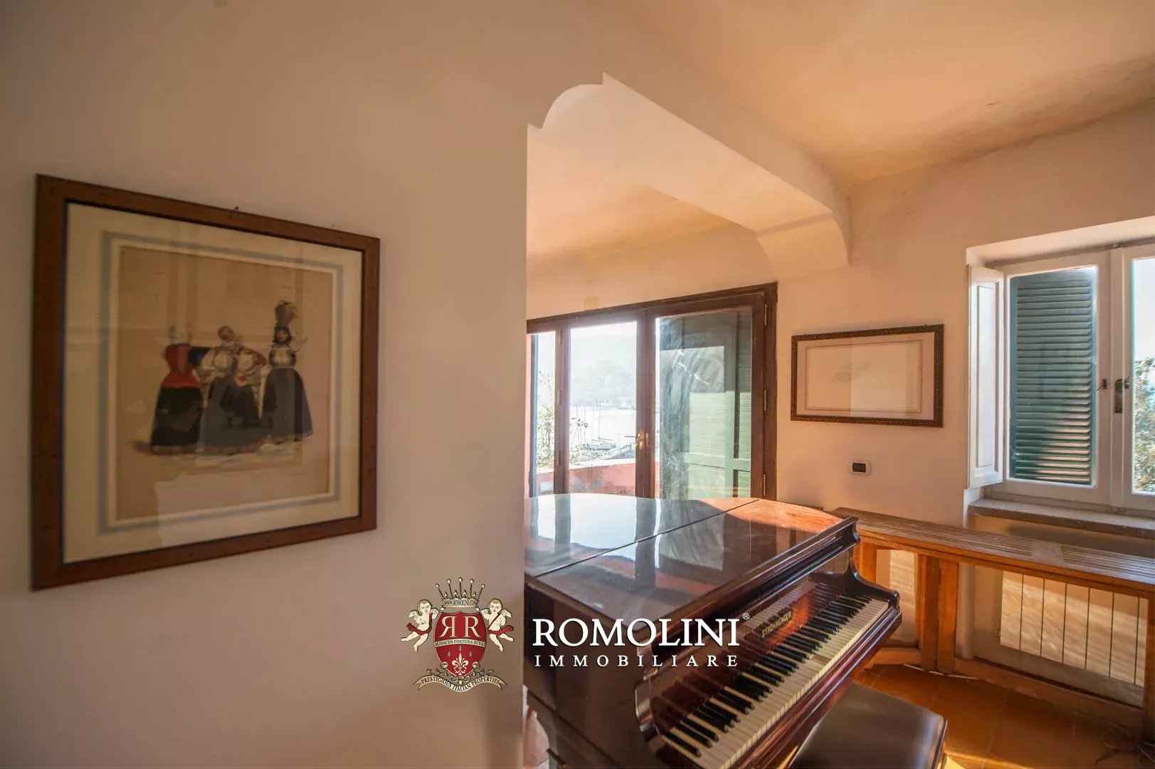 10 Bedroom Villa/Townhouse's Image 29
