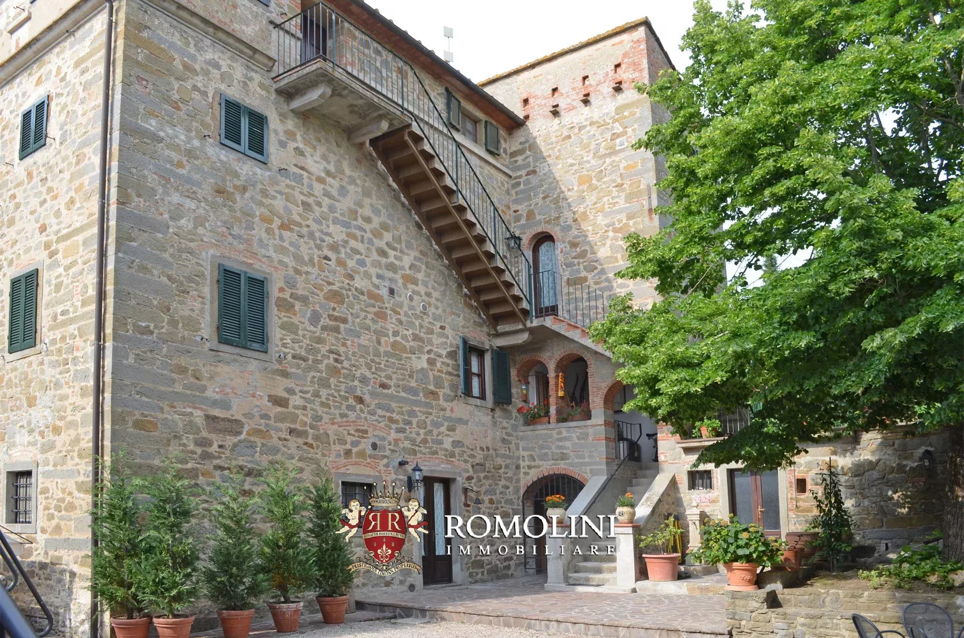 32 Bedroom Villa/Townhouse's Image 18