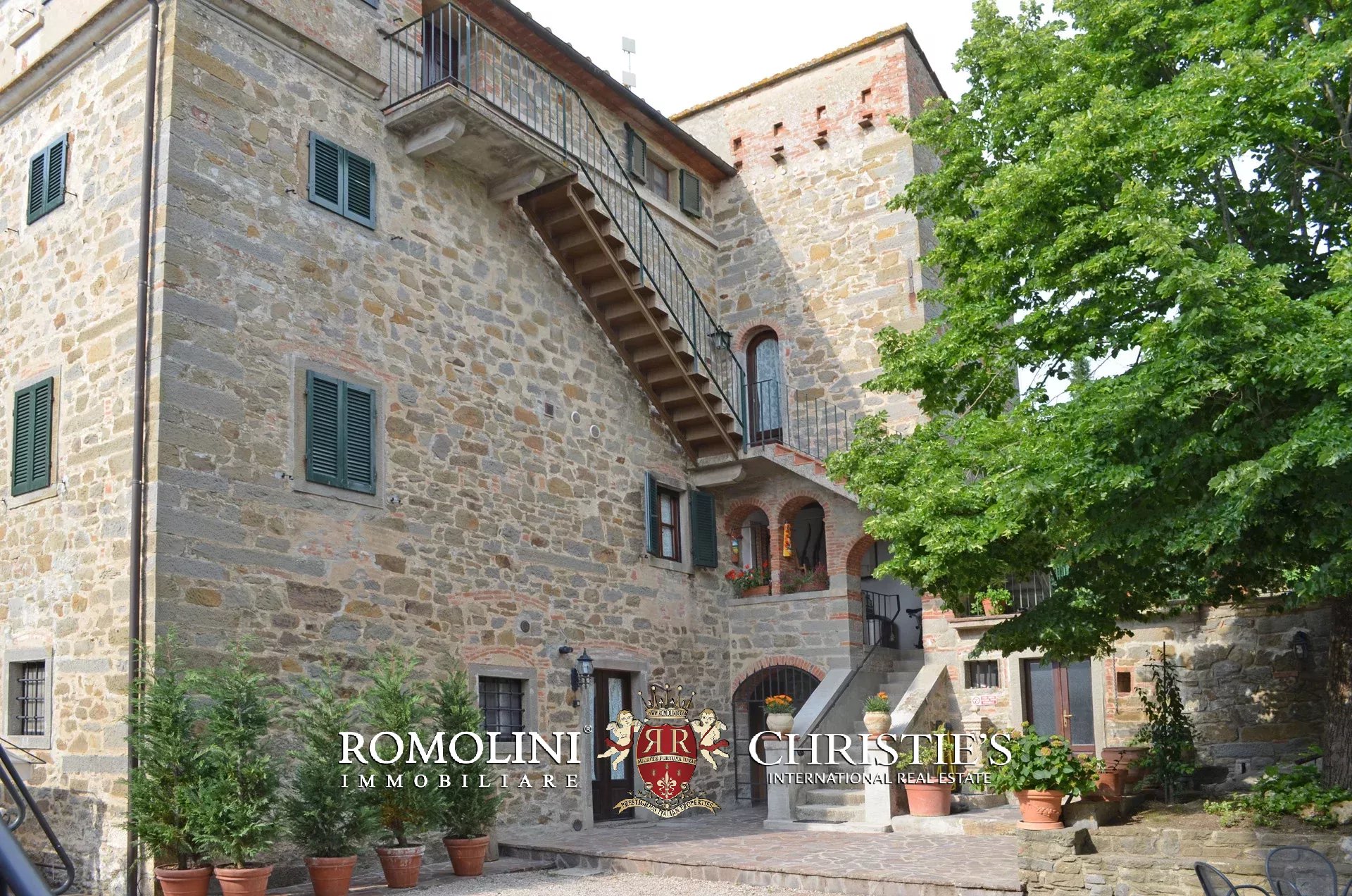 32 Bedroom Villa/Townhouse's Image 18