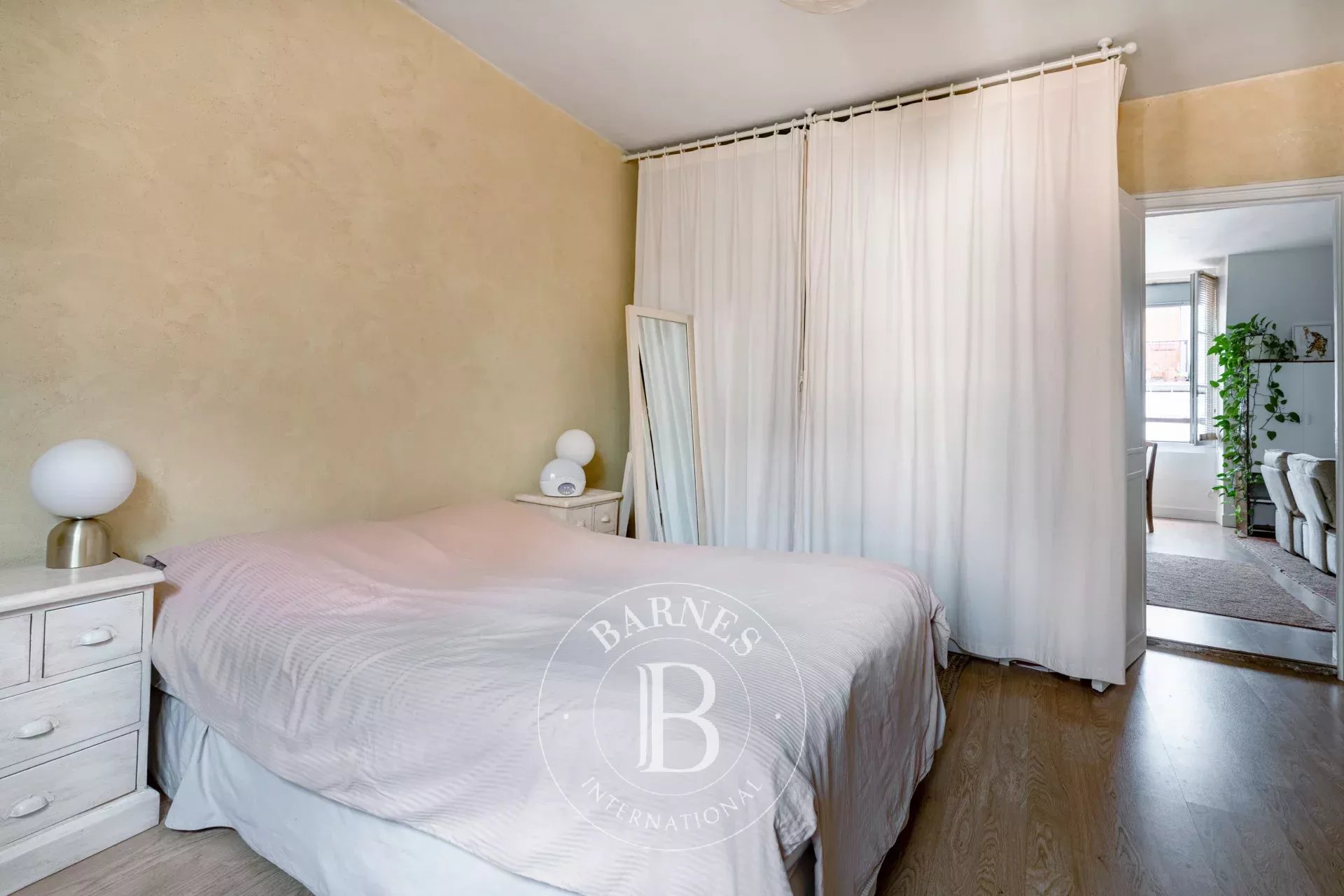 Daire Paris 3ème - picture 22