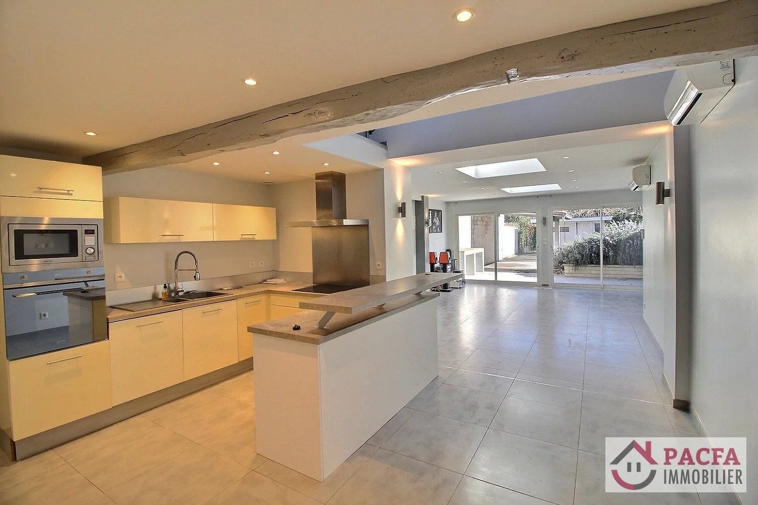 Agence immobilière de 