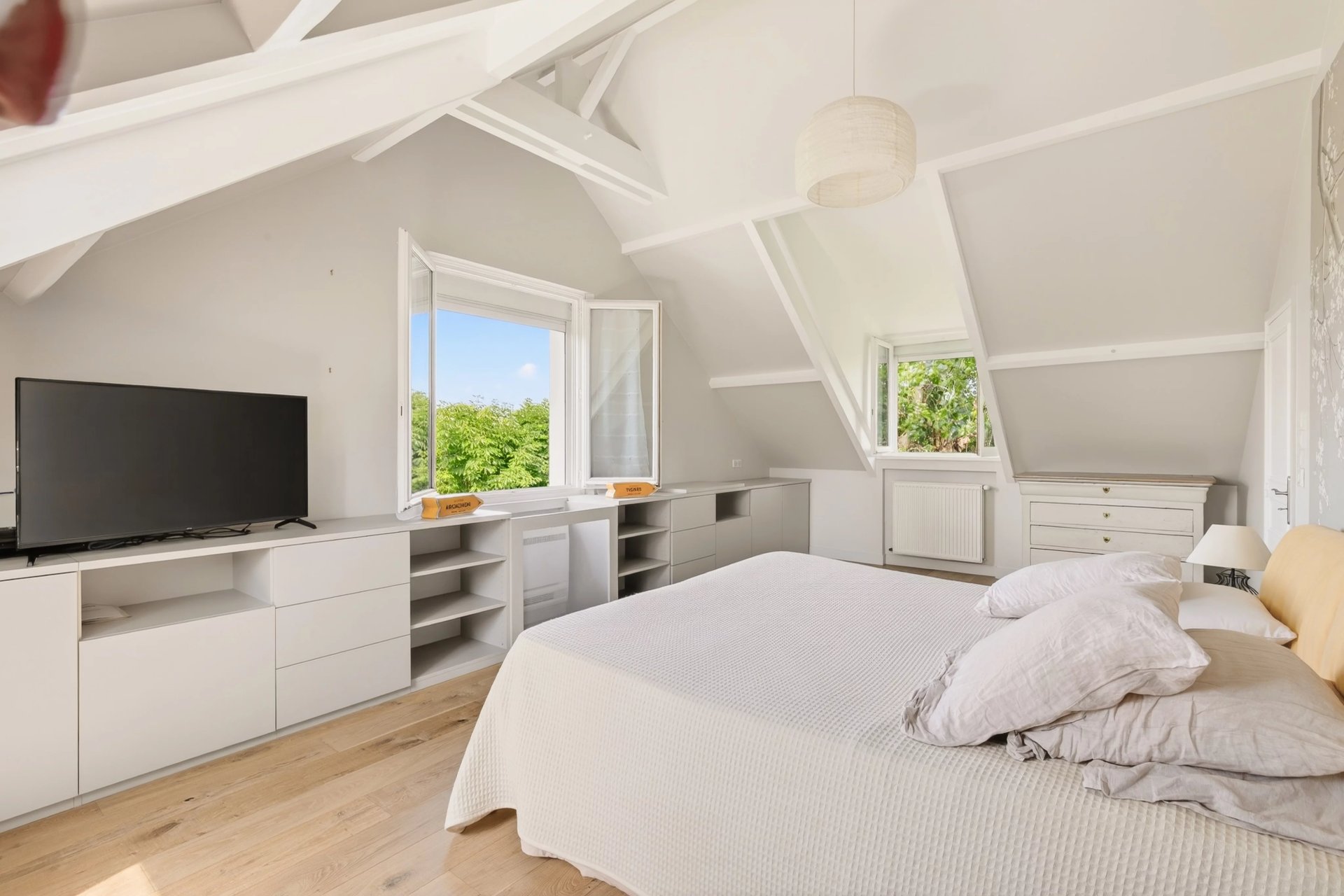 6 Bedroom Villa/Townhouse's Image 6