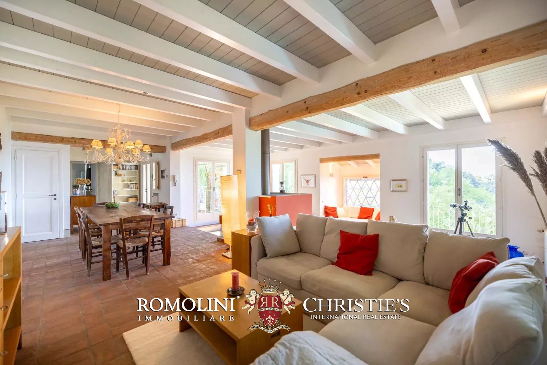 4 Bedroom Villa/Townhouse's Image 14