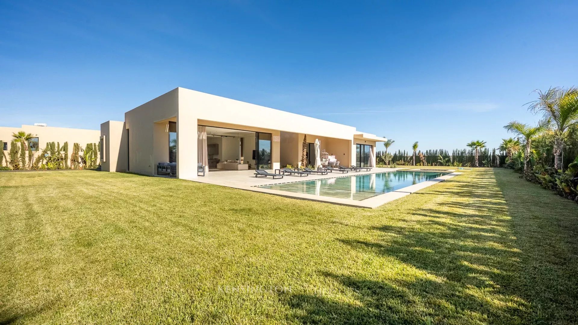 4 Bedroom Villa/Townhouse's Image 25