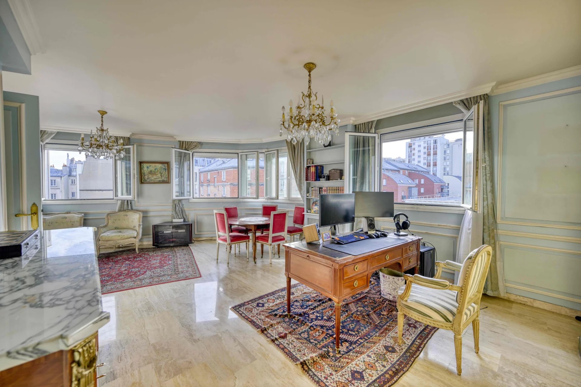 Agence immobilière de 