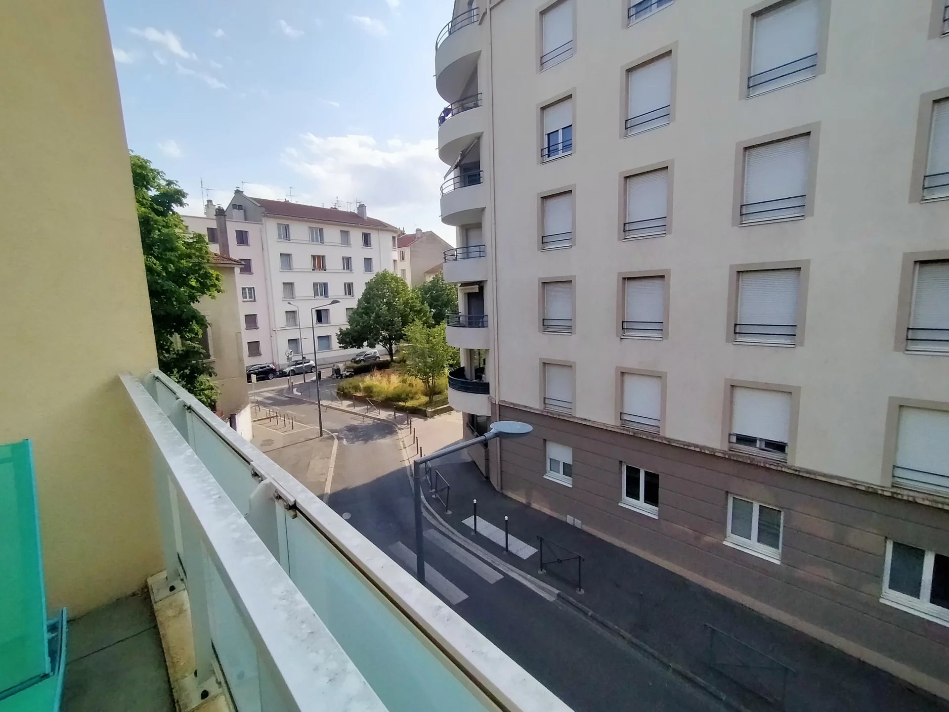 4562928 Location Villeurbanne