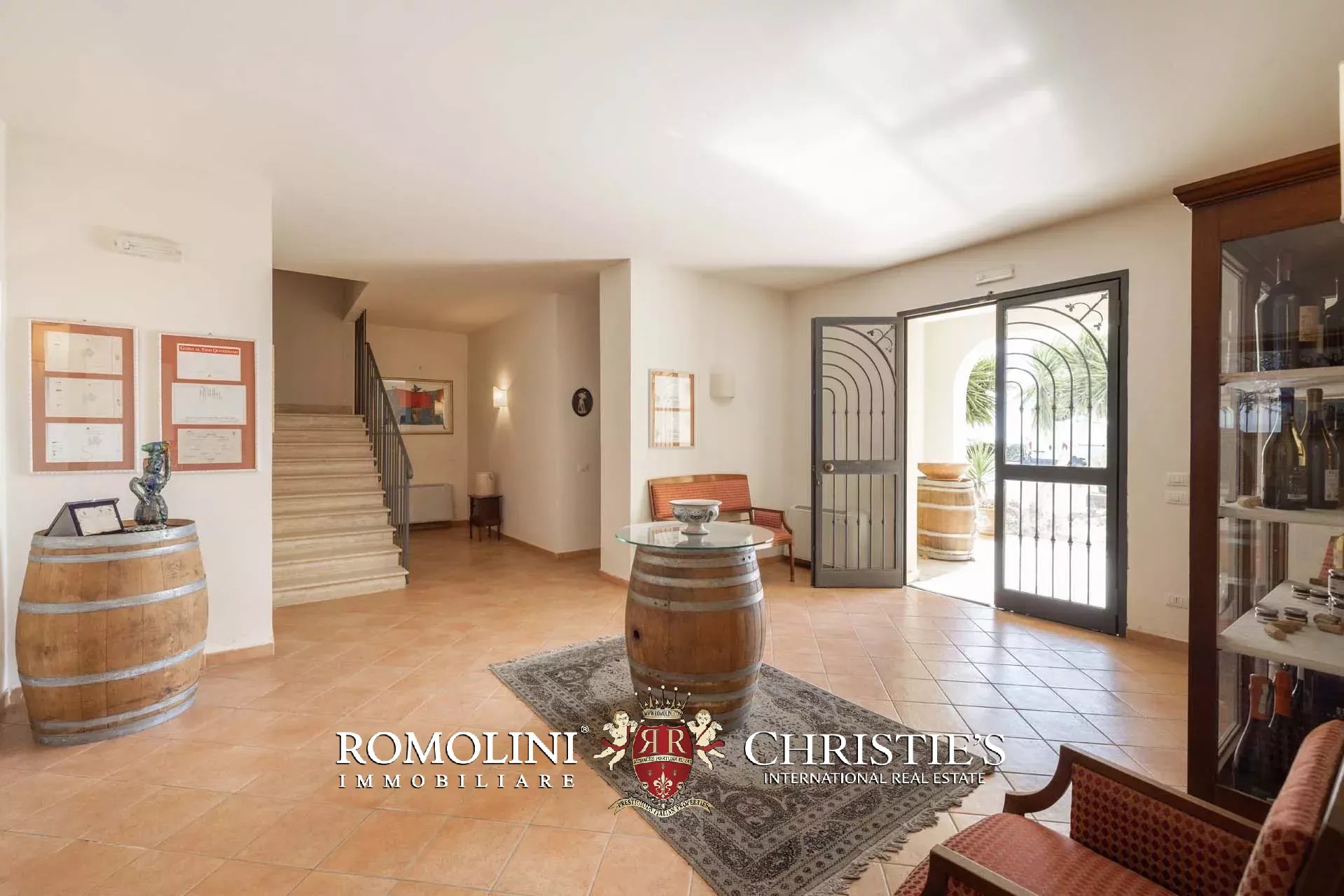 7 Bedroom Villa/Townhouse's Image 65