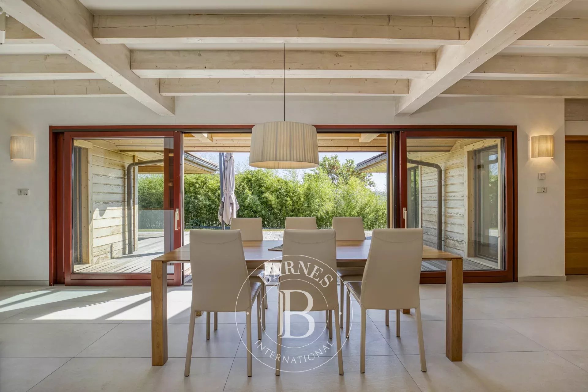 Ev Bonne - picture 7