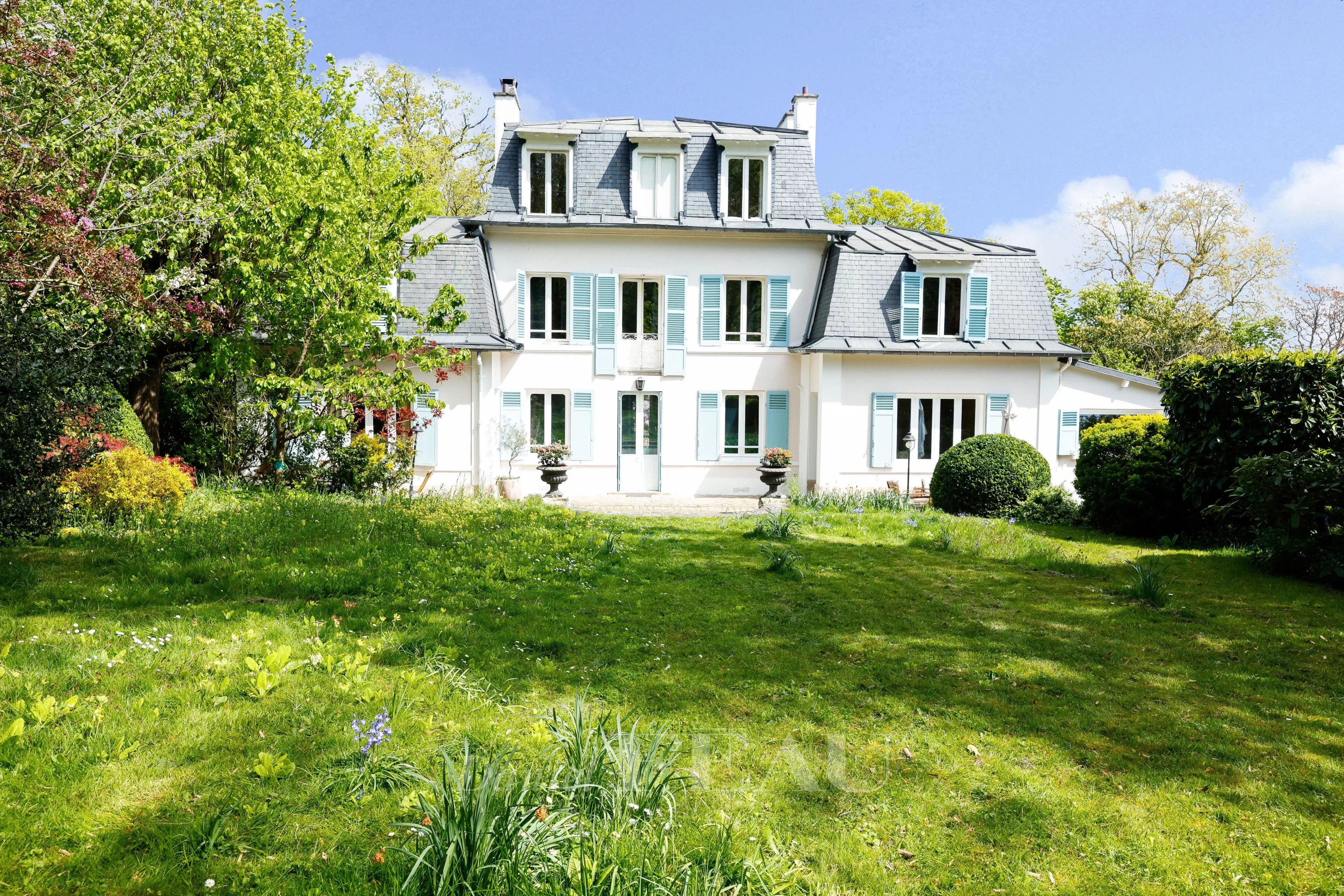 LOUVECIENNES - Maison avec jardin