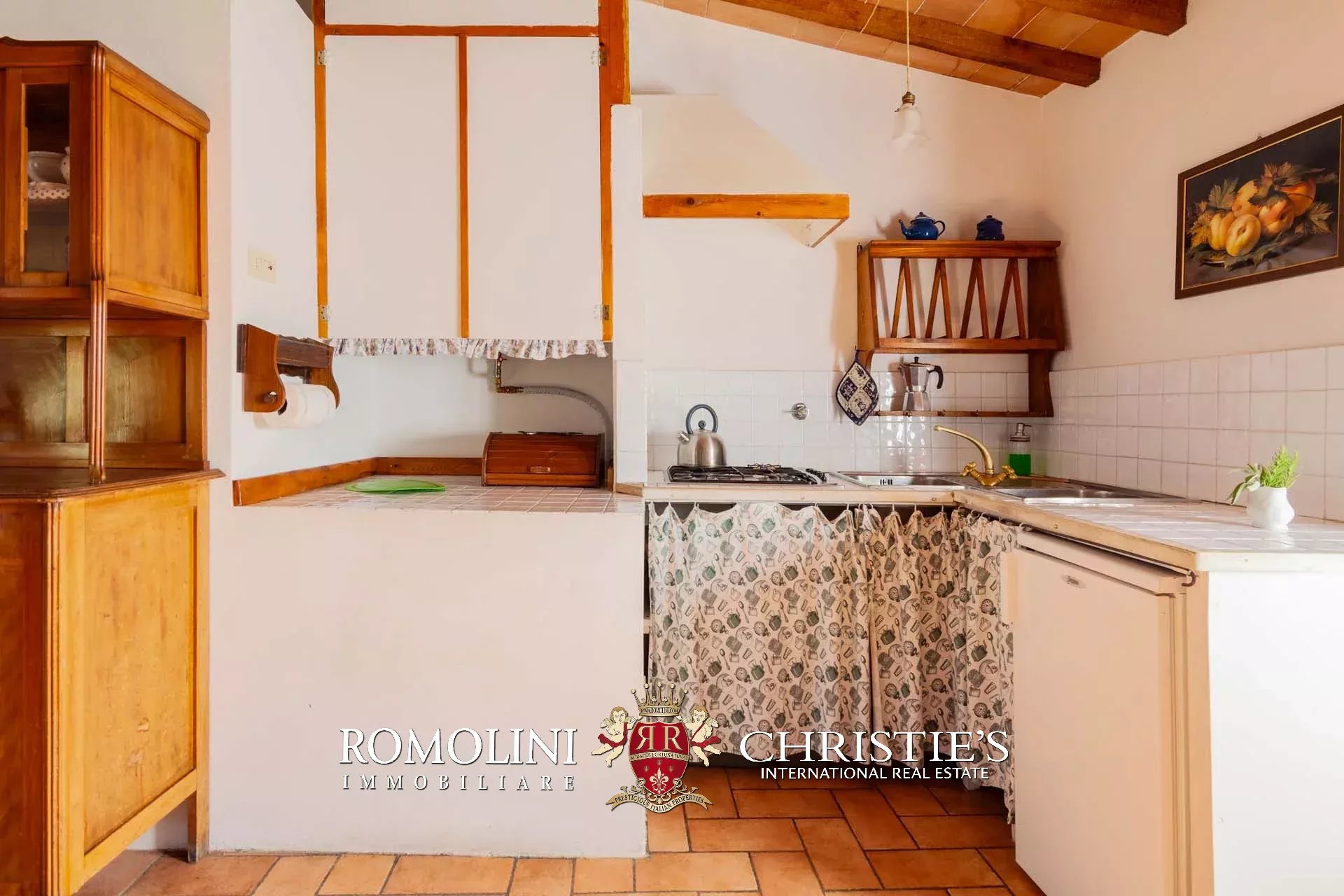 11 Bedroom Villa/Townhouse's Image 74