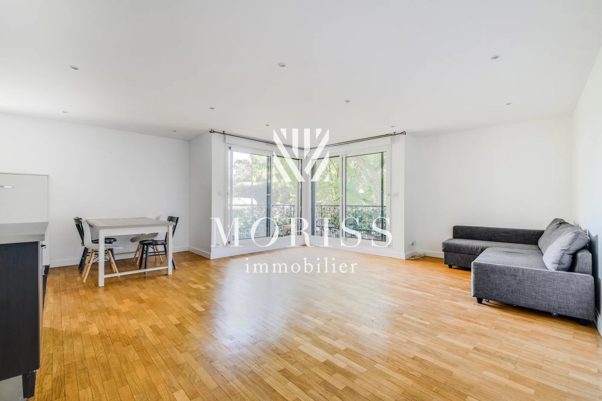 GRAND 3 PIÈCES - 82 m² - COURBEVOIE – BÉCON LES BRUYÈRES - Image 1