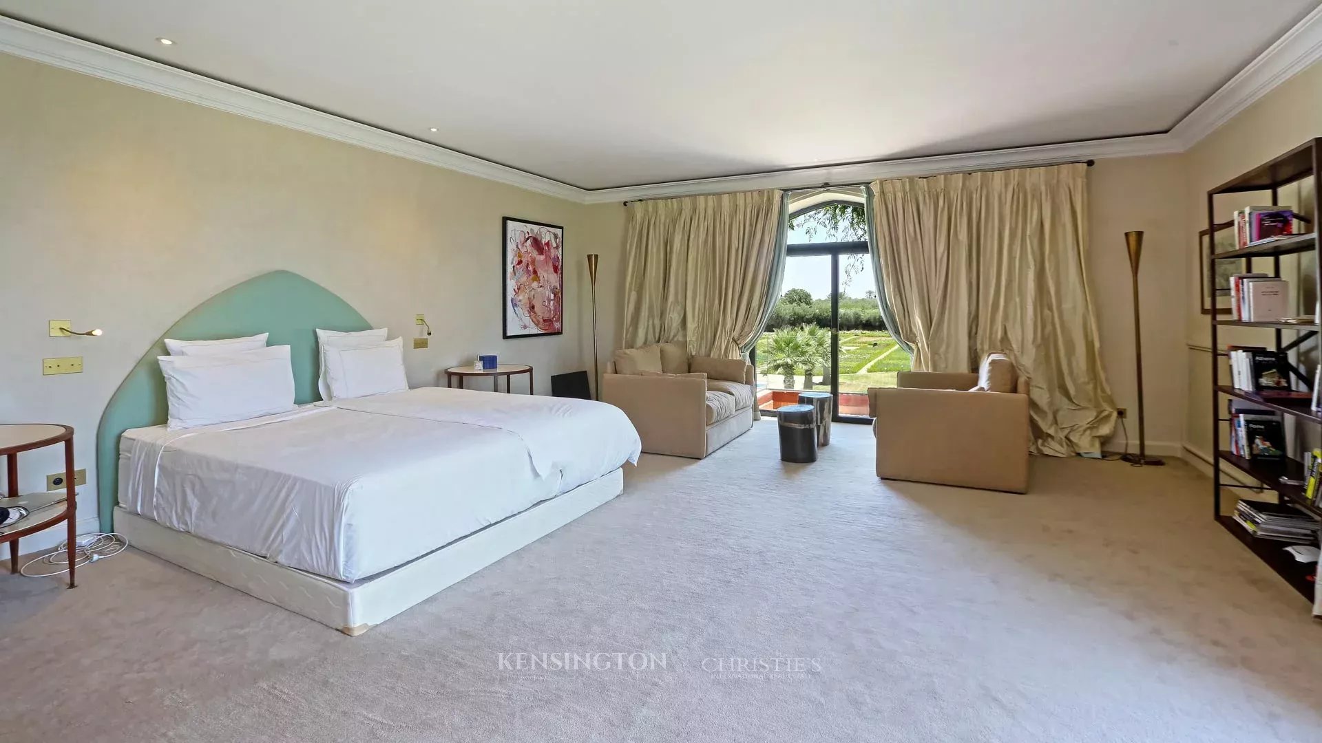 9 Bedroom Villa/Townhouse's Image 34