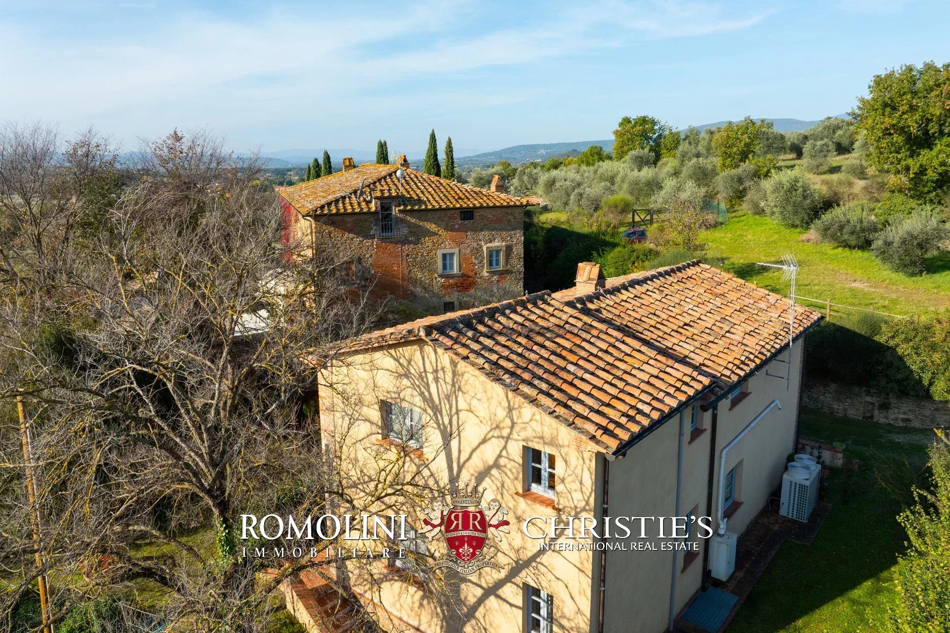 13 Bedroom Villa/Townhouse's Image 54