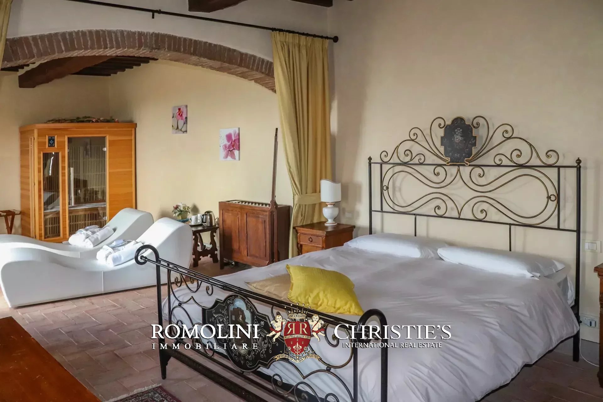 16 Bedroom Villa/Townhouse's Image 61
