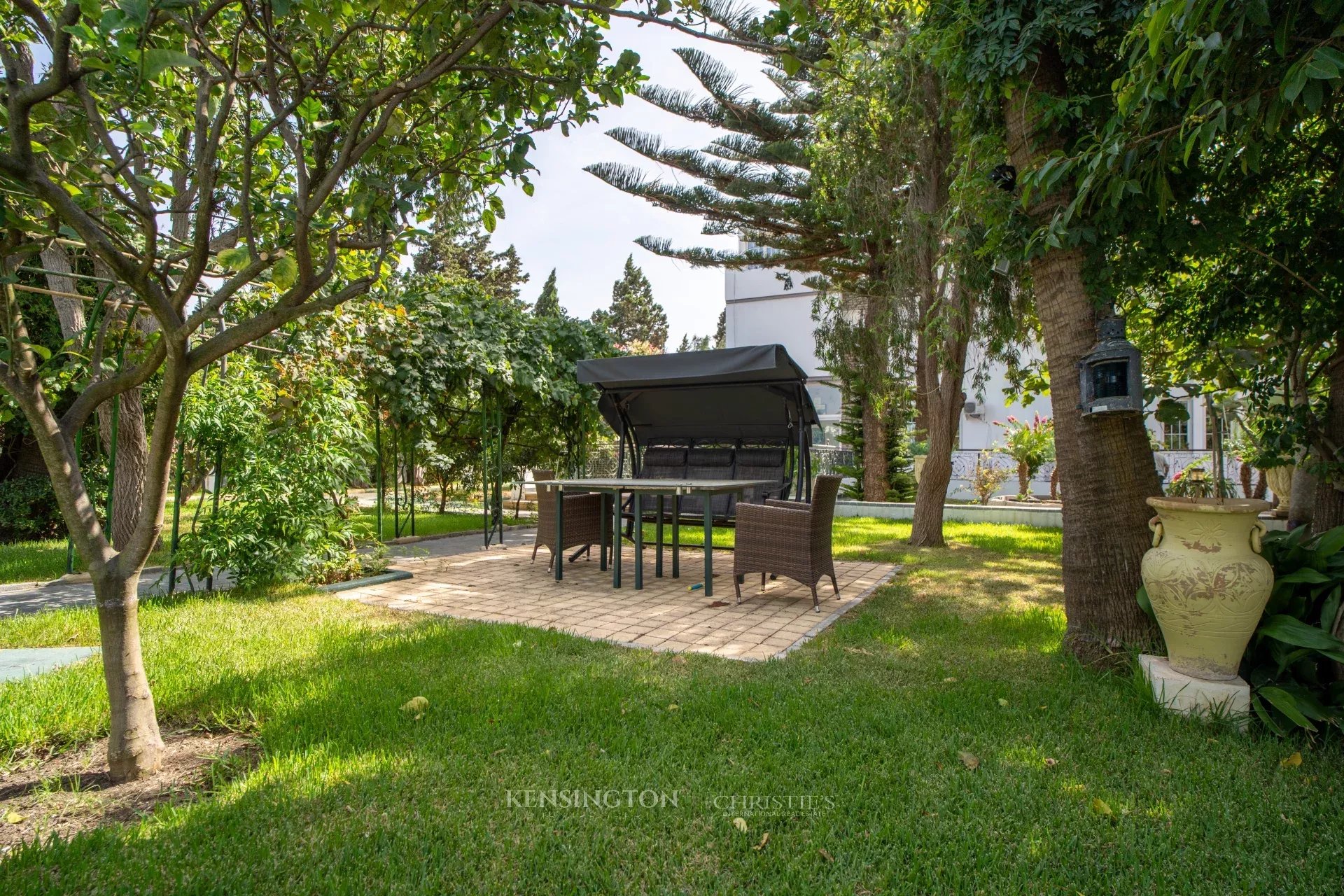7 Bedroom Villa/Townhouse's Image 5