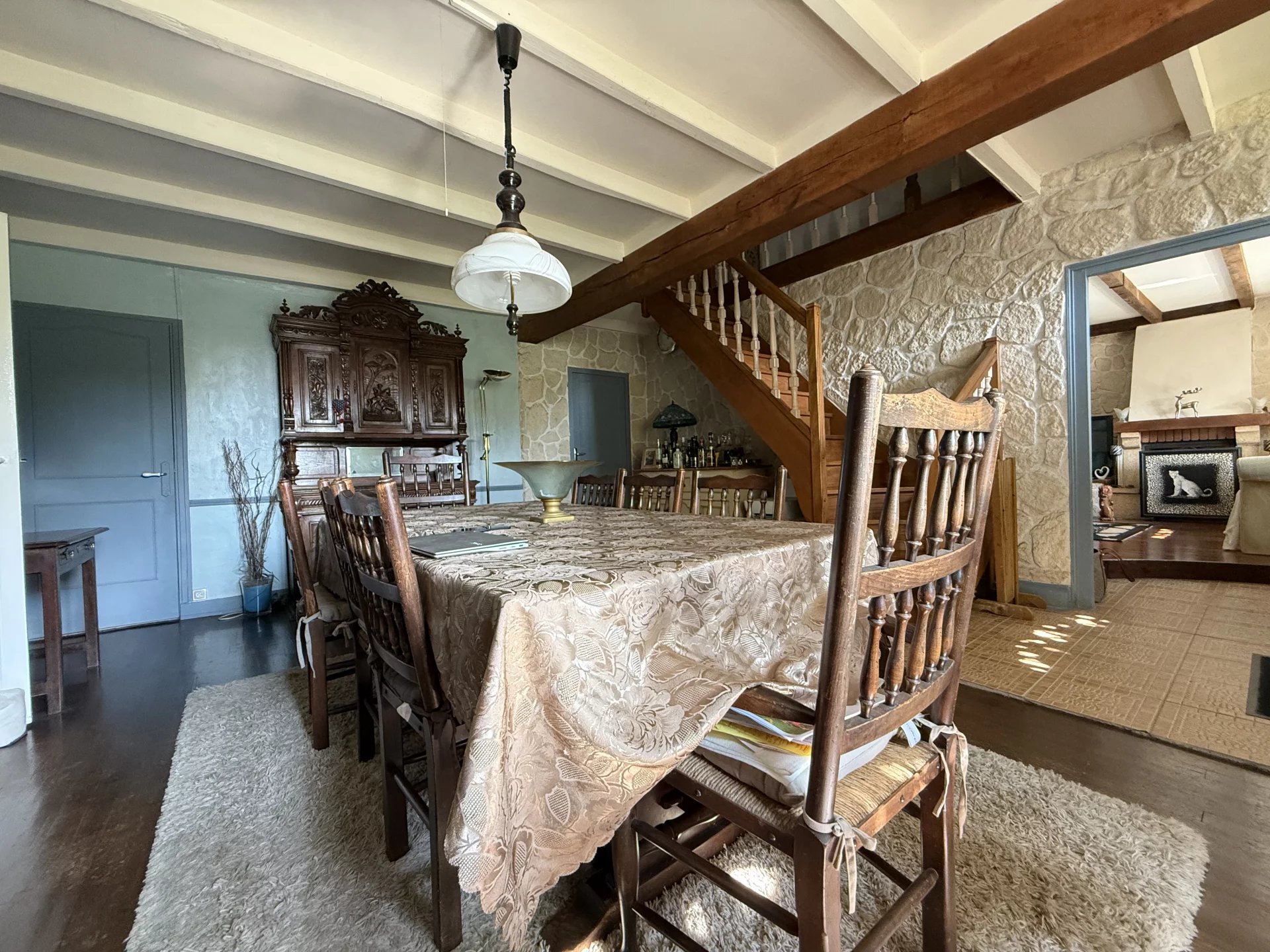 House in Chassiecq - Image 4