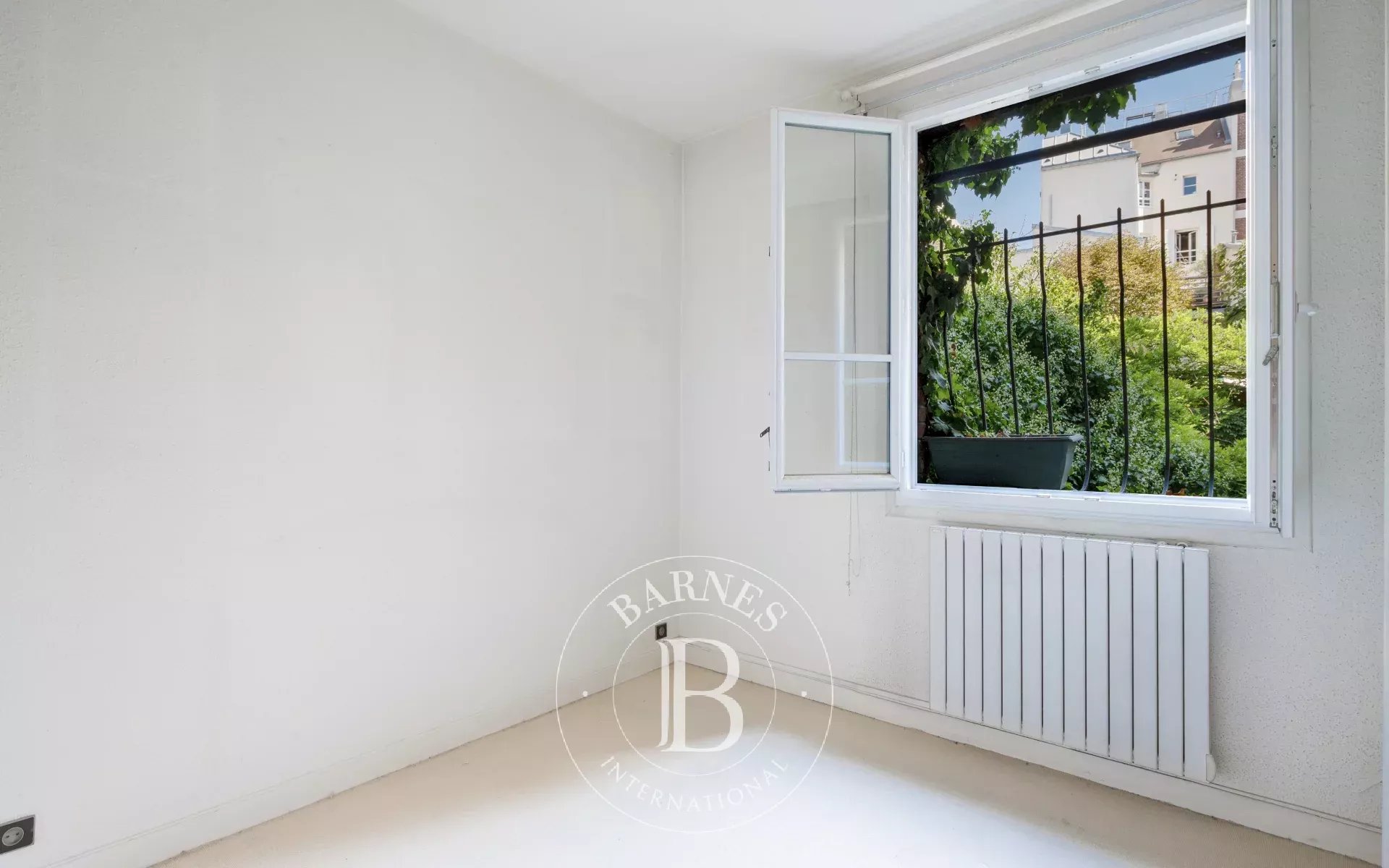 Daire Paris 18ème - picture 10