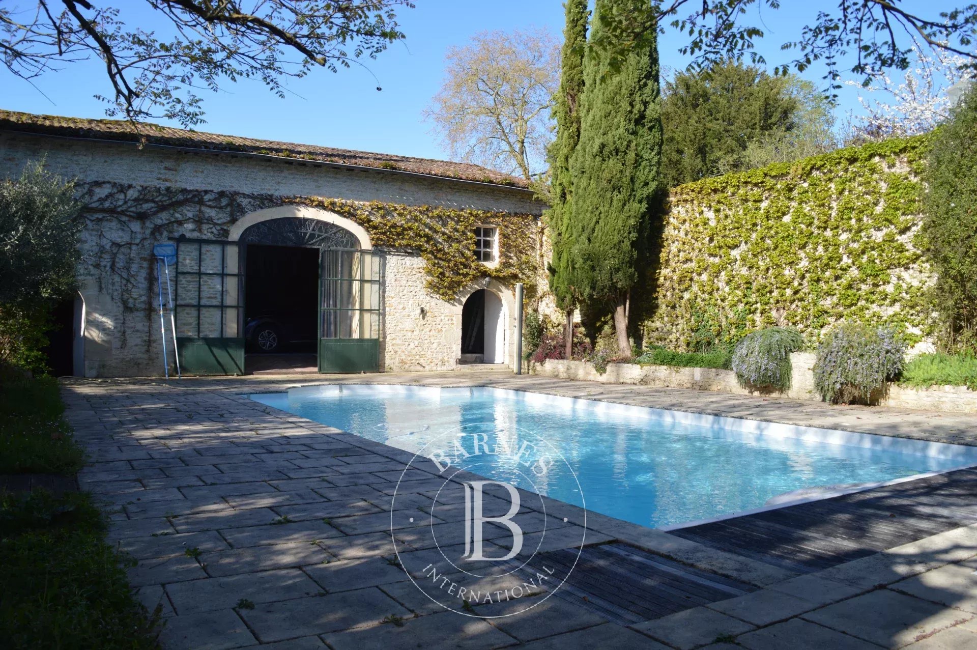 Manoir Fontenay-le-Comte  -  ref 85710577 (picture 3)