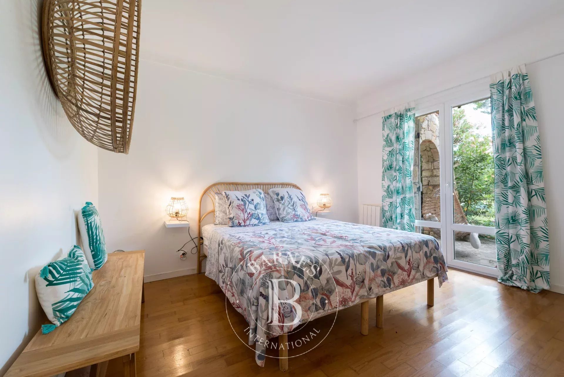 Ev Peymeinade - picture 12