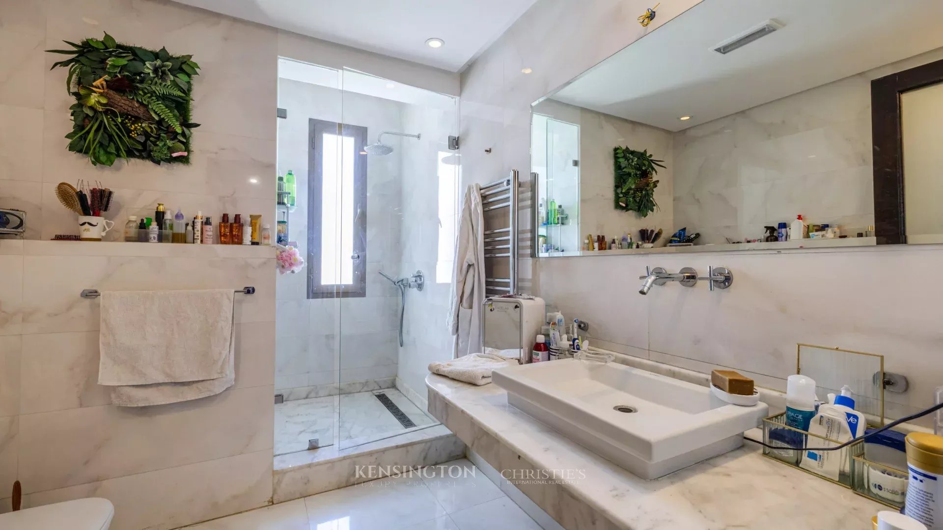 4 Bedroom Villa/Townhouse's Image 58