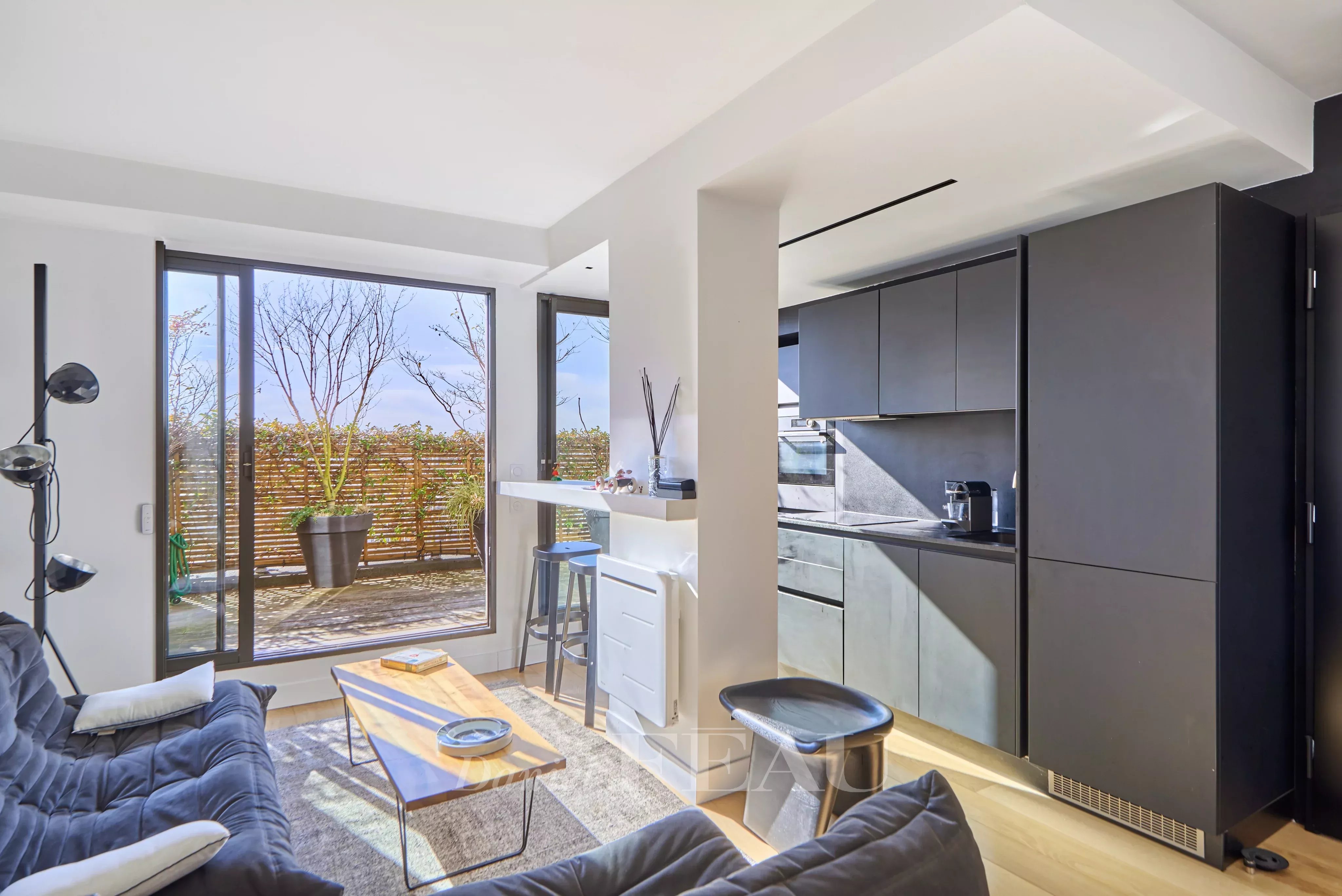 Sale Apartment Paris 16th