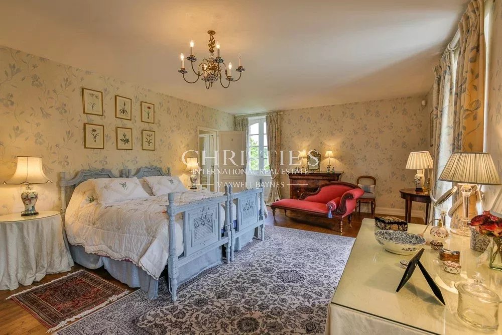 4 Bedroom Villa/Townhouse's Image 13