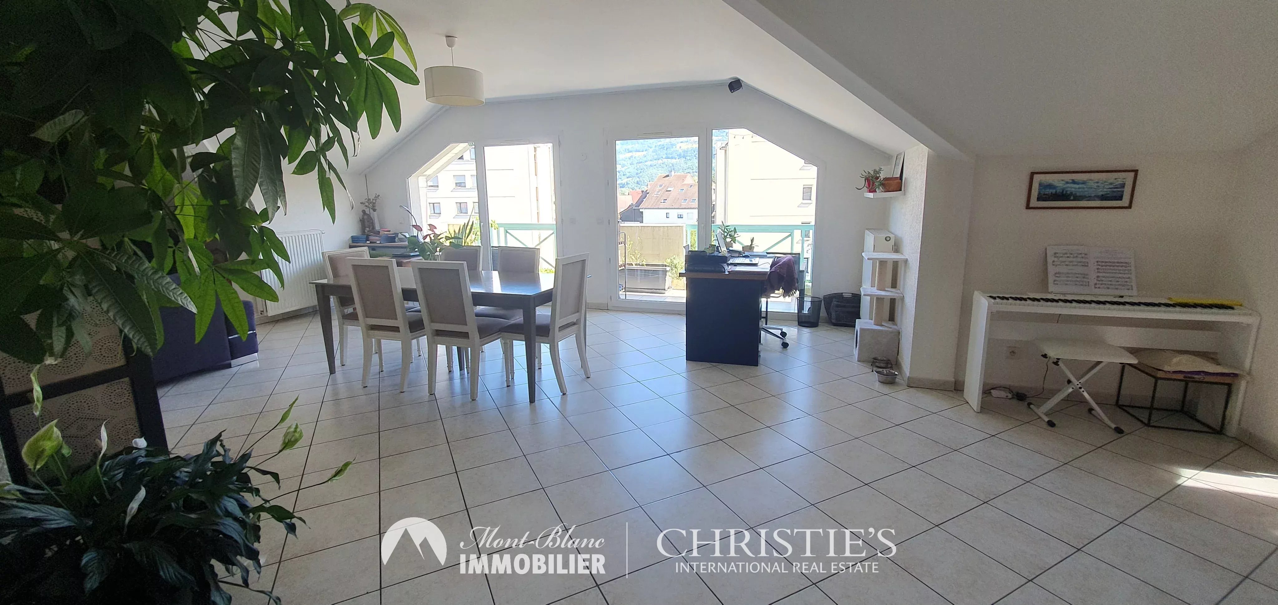 Agence immobilière de SAS MBI II