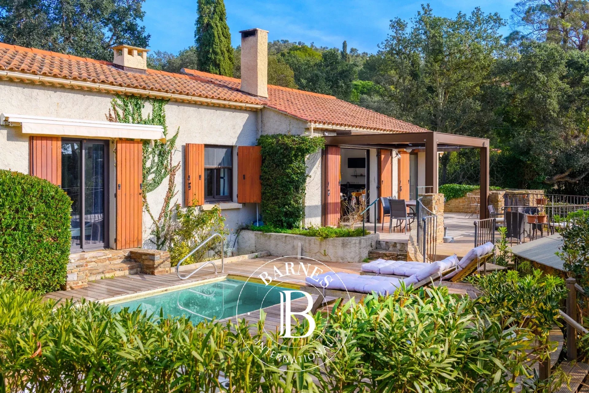 Maison Bormes-les-Mimosas  -  ref 86594148 (picture 1)