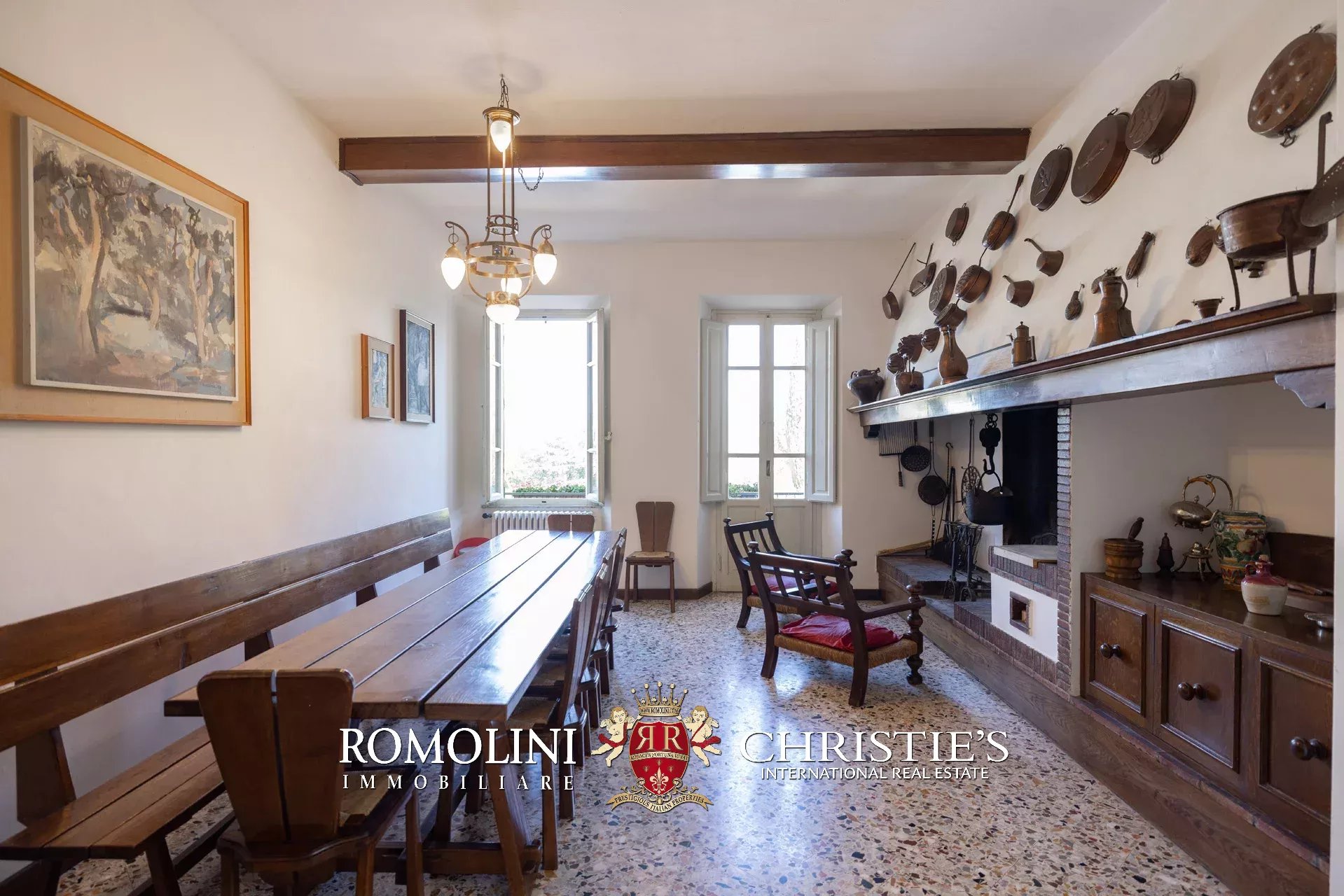 11 Bedroom Villa/Townhouse's Image 37