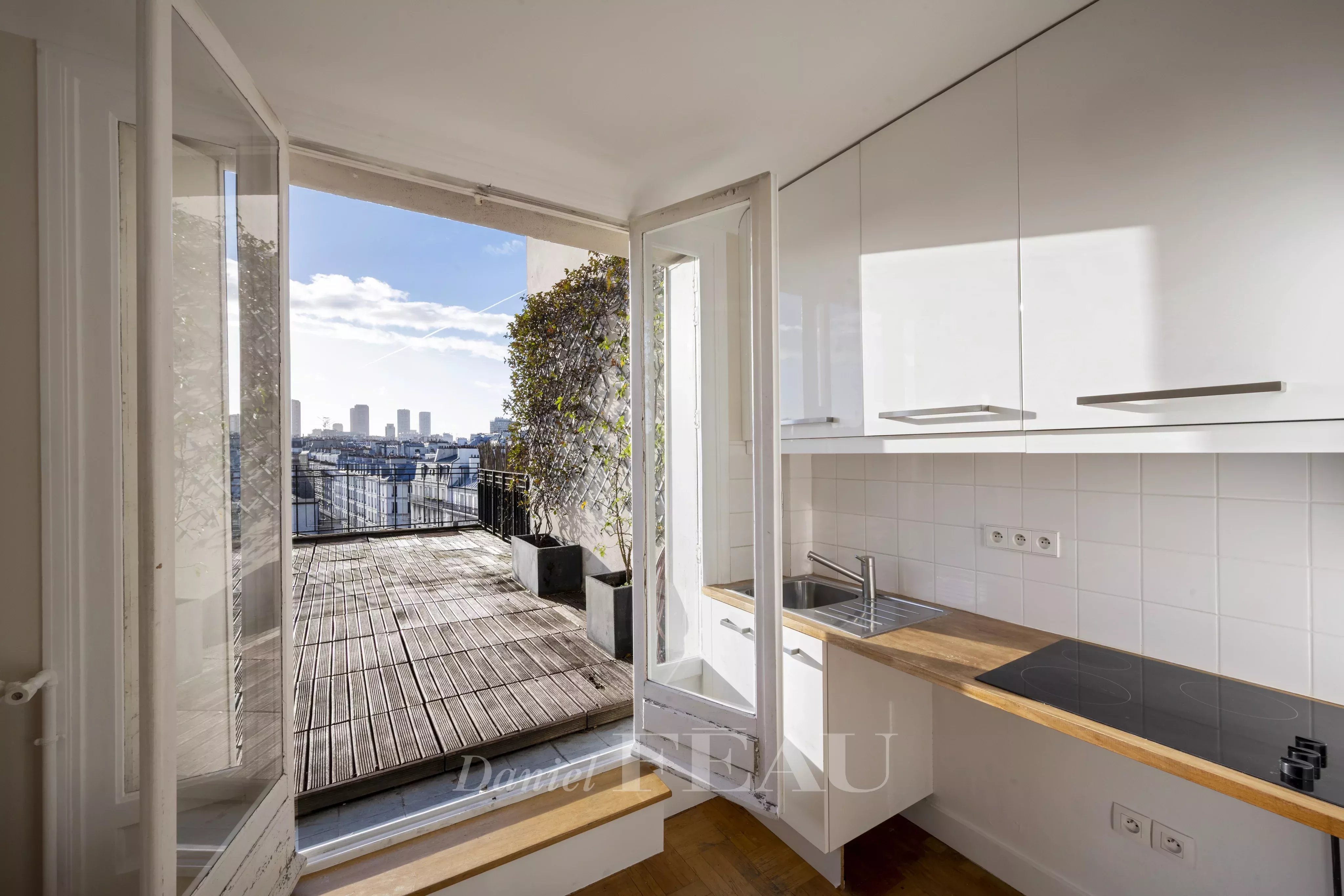 Sale Apartment Paris 5th