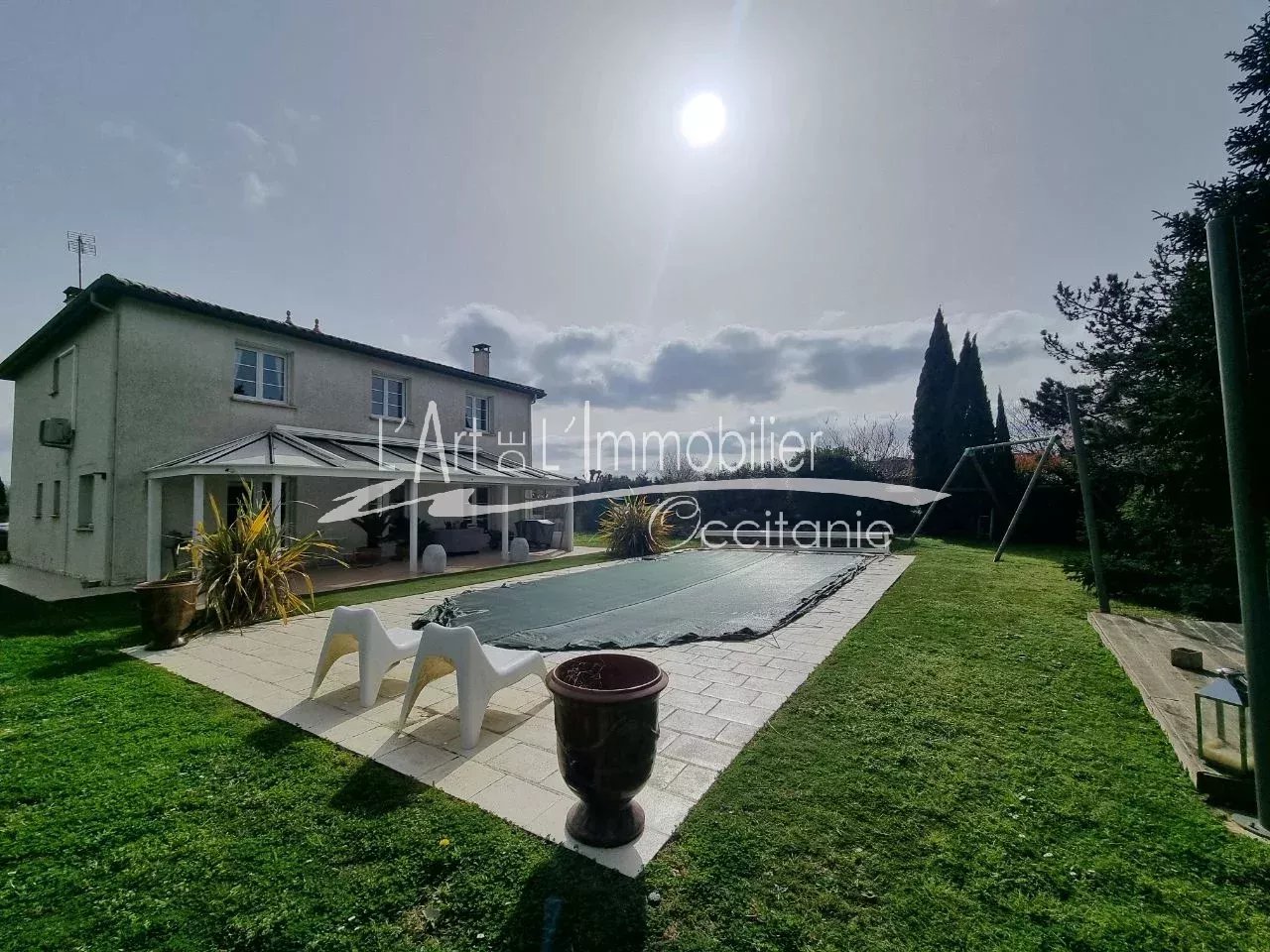 Agence immobilière de 