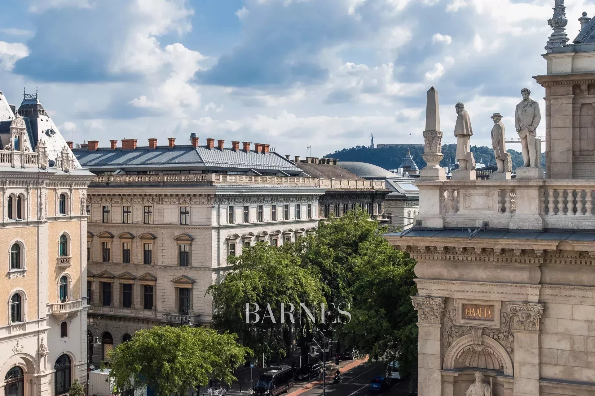 Penthouse Budapest VI. kerülete - picture 31