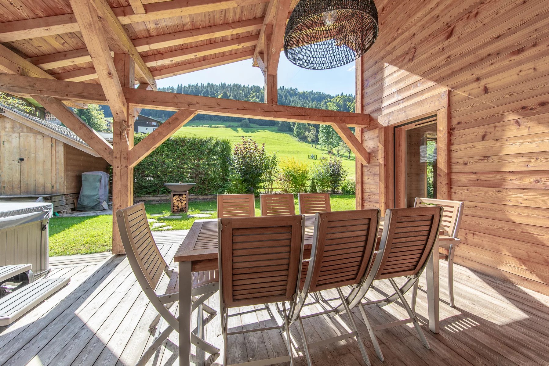Photo of MORZINE - 5-bedroom chalet Morzine