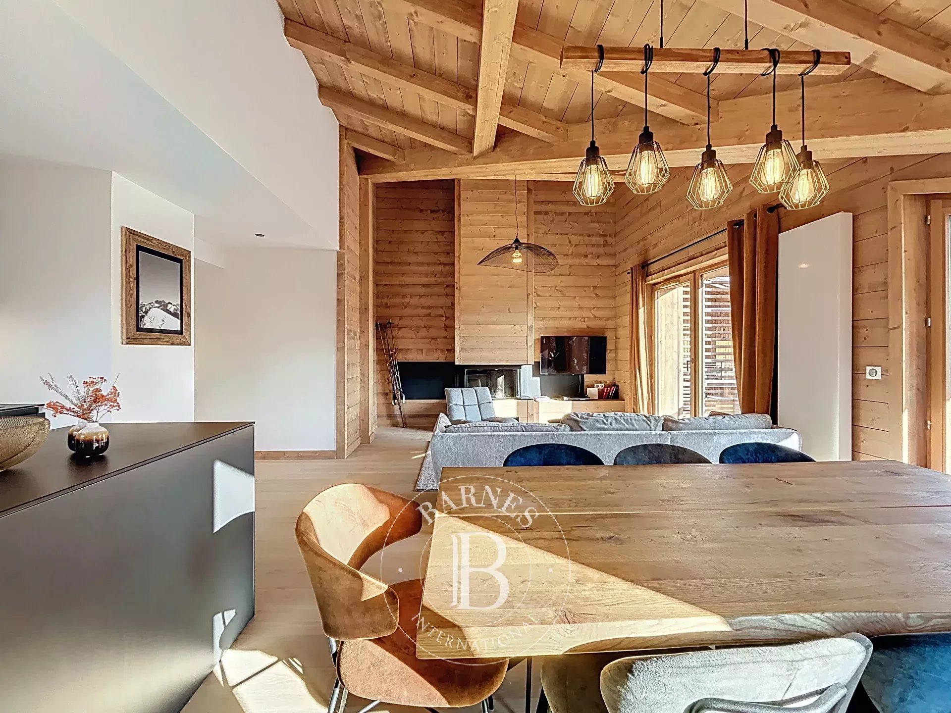 Photo of Les Gets – 118 sqm Duplex in the Heart of the Village – 3 Bedrooms + Mountain Sleeping Area