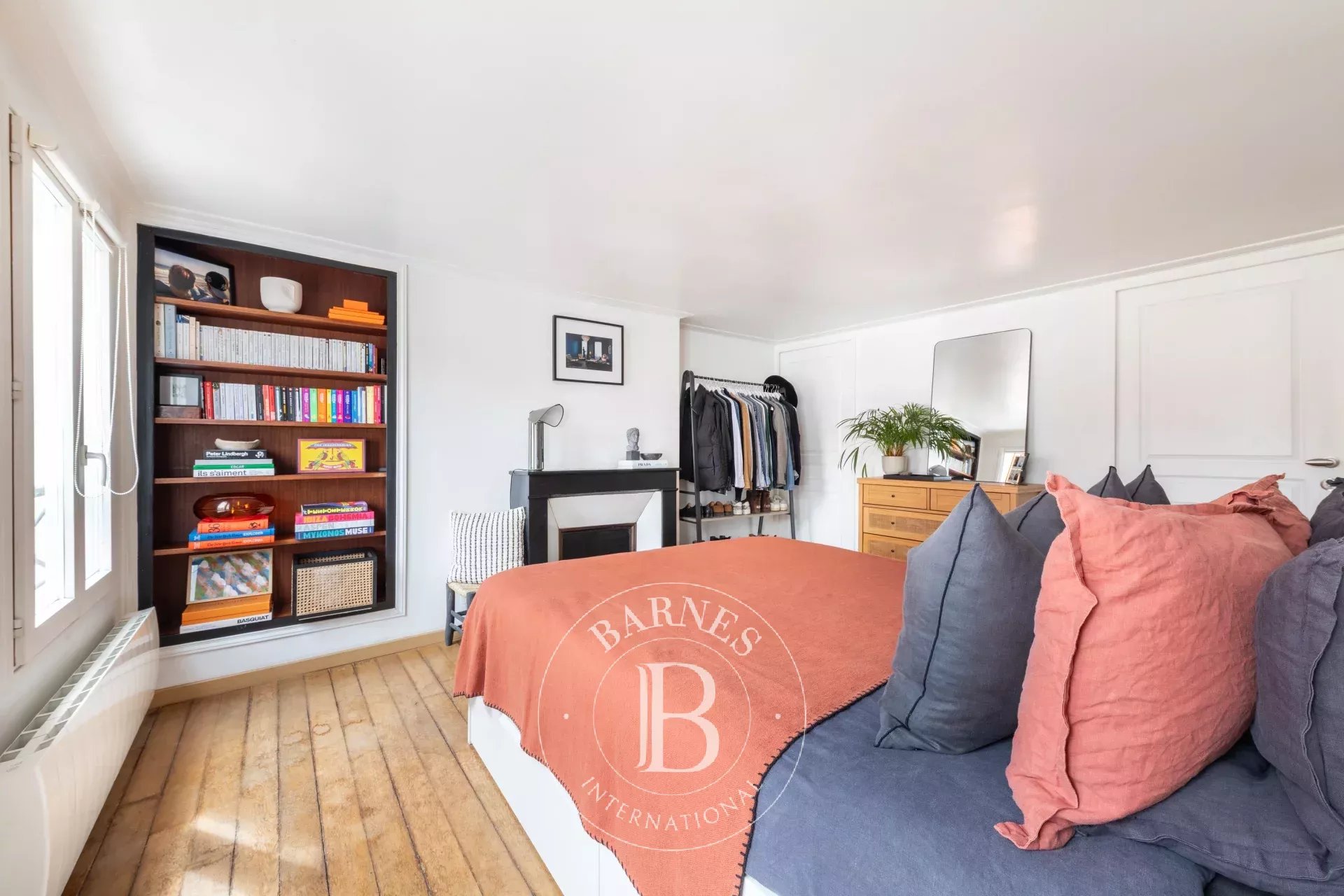 Daire Paris 3ème - picture 12