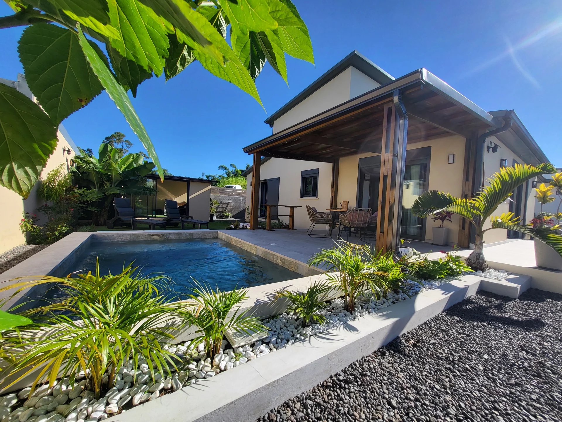 Villa familiale avec piscine et potentiel locatif – Mont Vert, Saint-Pierre