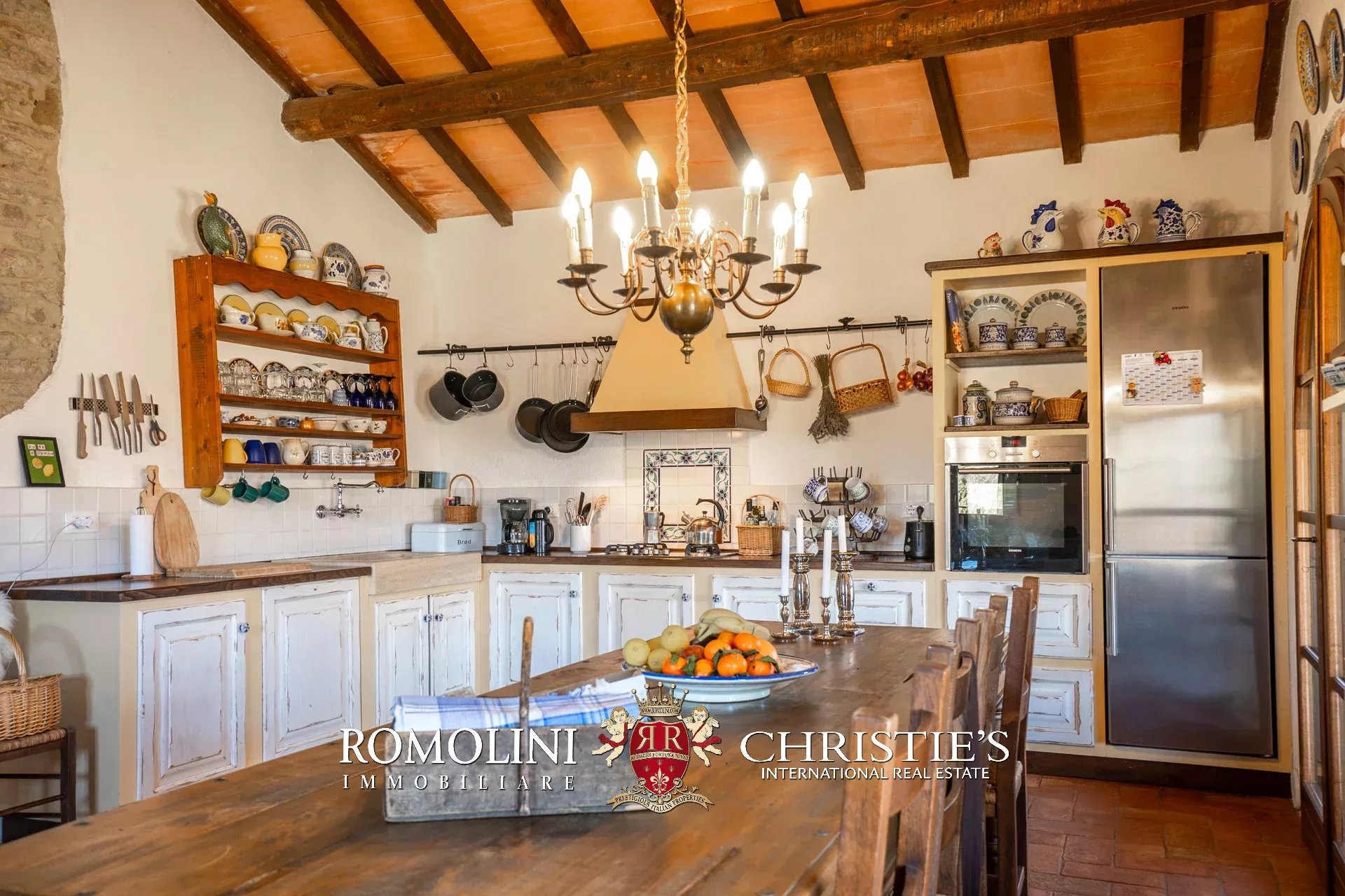 PANORAMIC FARMHOUSE WITH POOL FOR SALE IN UMBRIA, NICCONE VALLEY