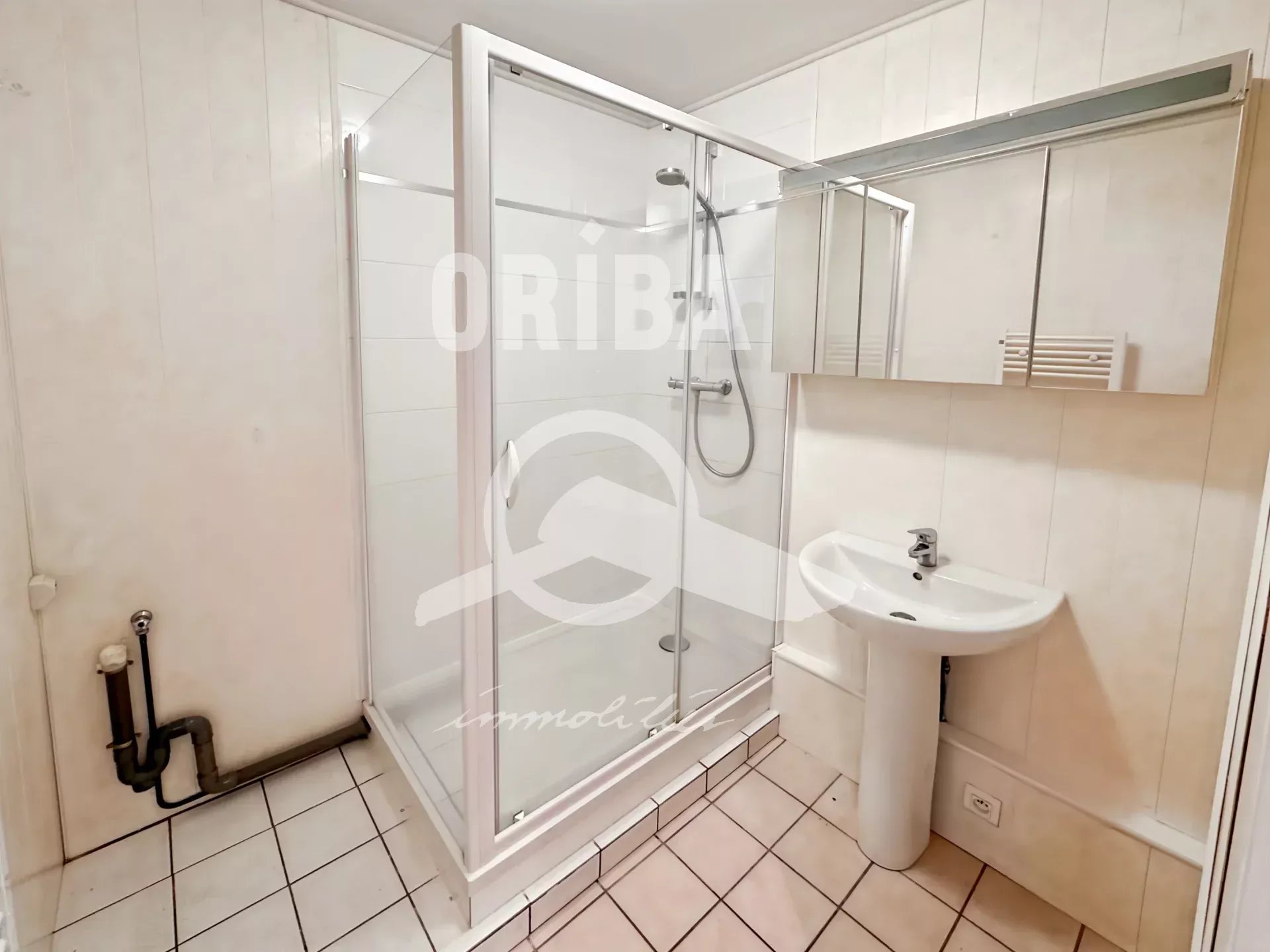 T2 ile de Versailles balcon parking